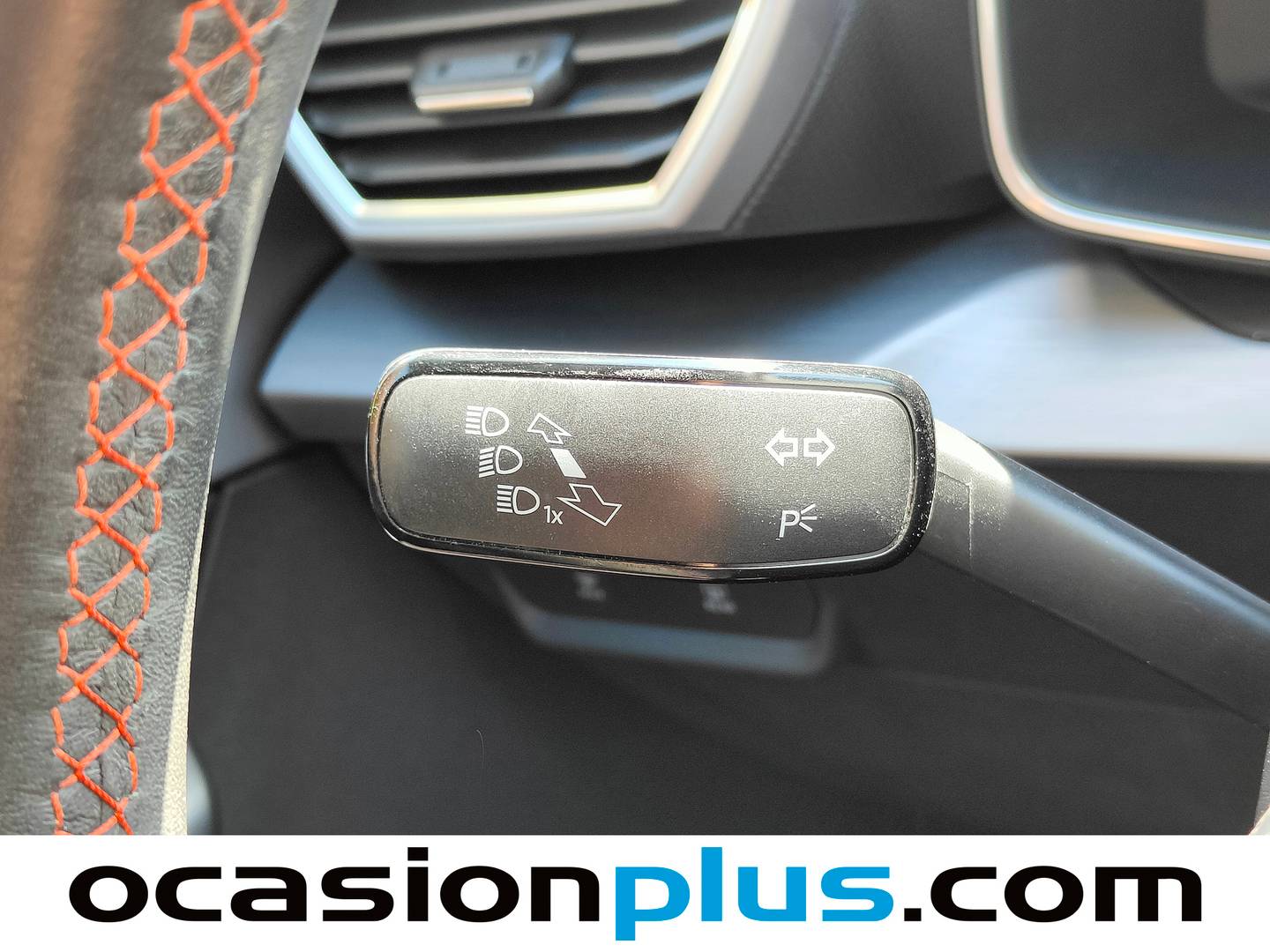 Seat León Seat León 1.5 eTSI S&S FR Launch Pack L DSG (150 CV) de ocasión