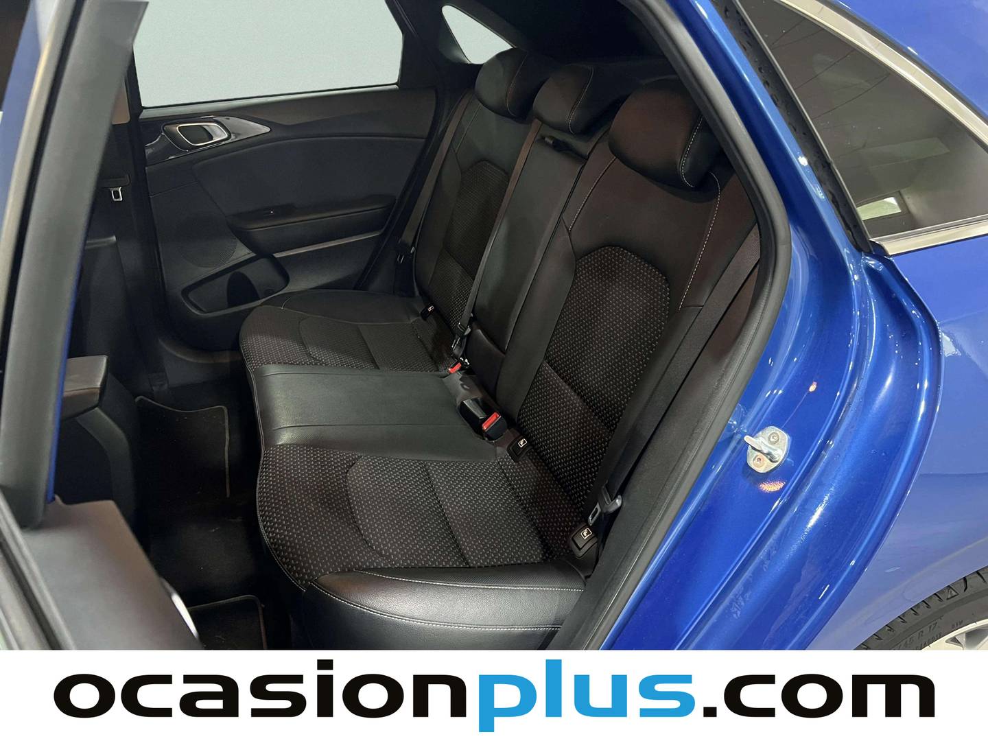 Foto asientos traseros KIA Ceed Kia Ceed 1.0 T-GDi Tech (120 CV)