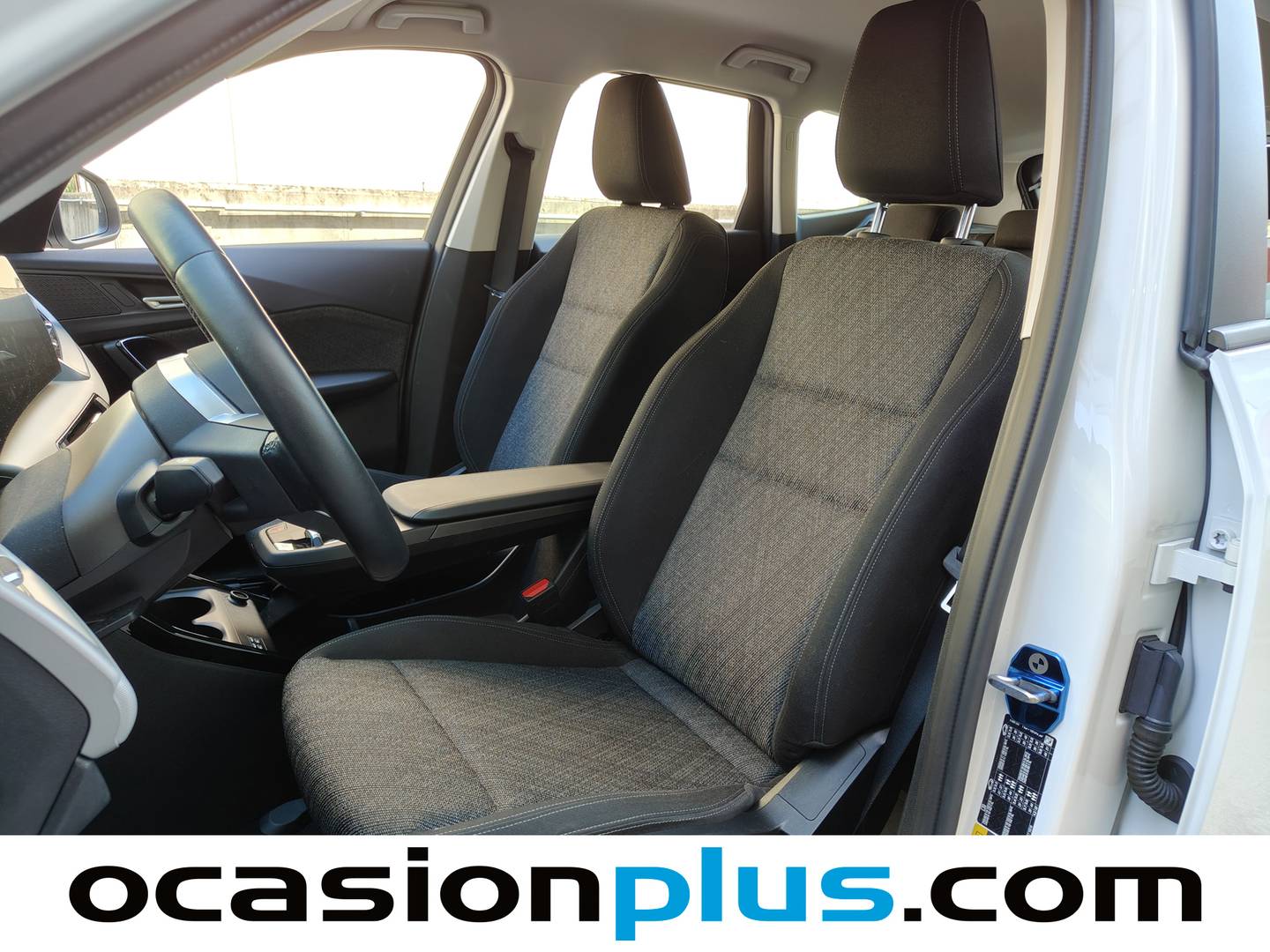 Foto asientos delanteros BMW iX1 BMW iX1 xDrive30 (313 CV)