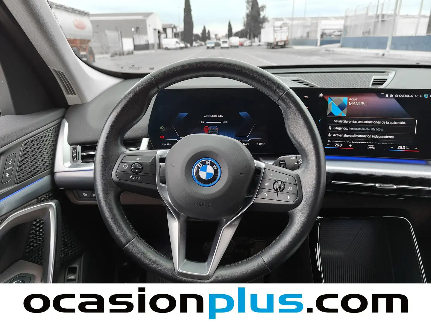 Foto BMW iX1 BMW iX1 xDrive30 (313 CV)