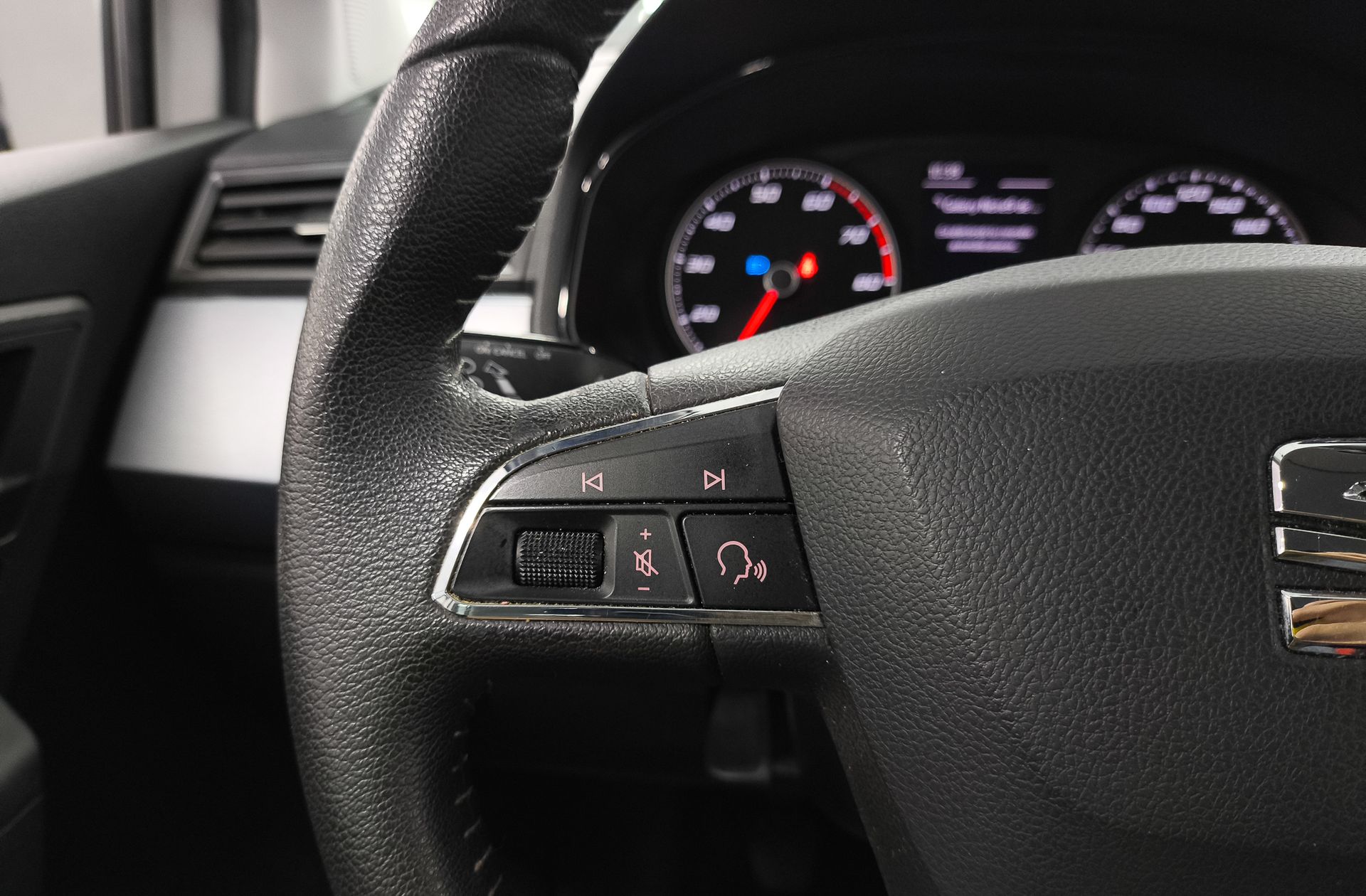 SEAT Arona 1.0 TSI Style Ecomotive - foto 23