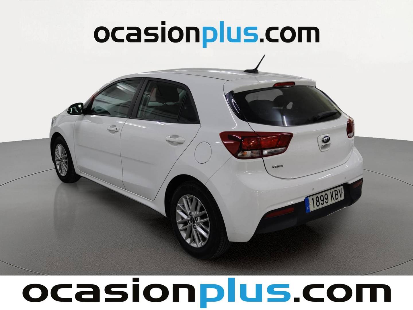 Foto trasera KIA Rio KIA Rio 1.2 CVVT Drive (84 CV) izquierda