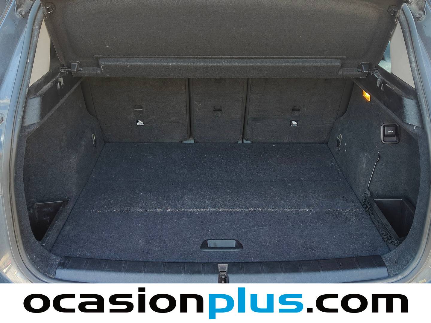 Fotos maletero BMW X1 BMW X1 sDrive18d (150 CV)