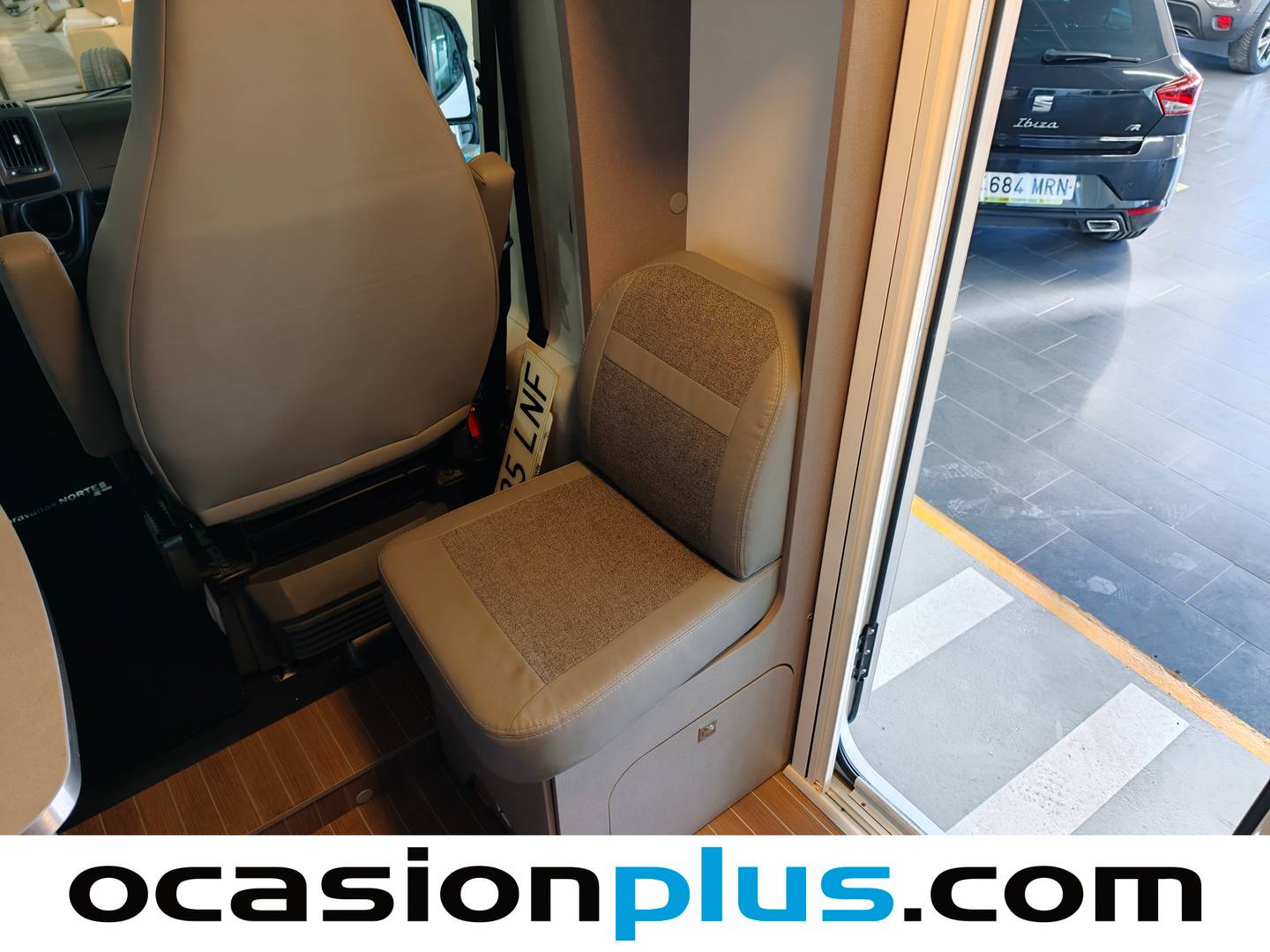 Foto Etrusco V5900 Etrusco V5900 D8 2.3 (140CV)