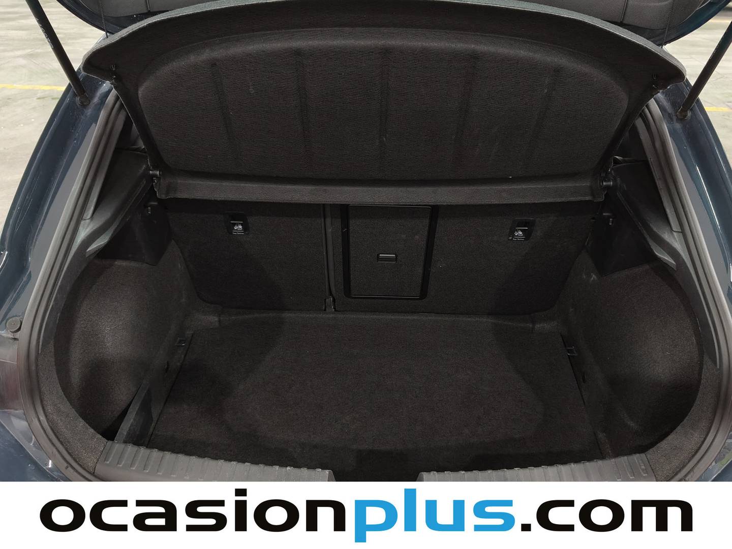 Fotos maletero Seat León Seat León 1.5 TSI S&S FR 25 Aniversario (116 CV)