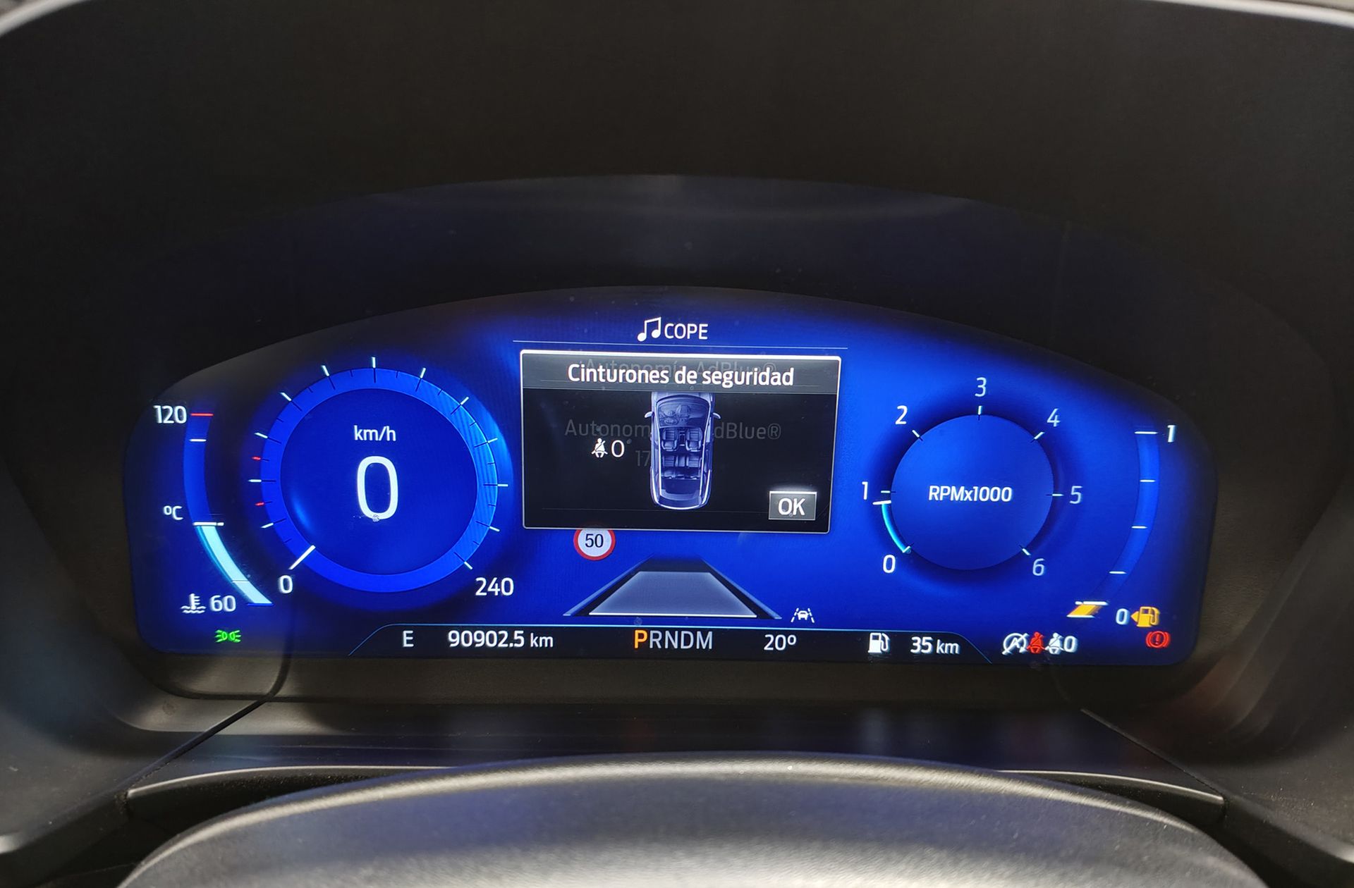 Ford Kuga 1.5 EcoBlue ST-Line - foto 22