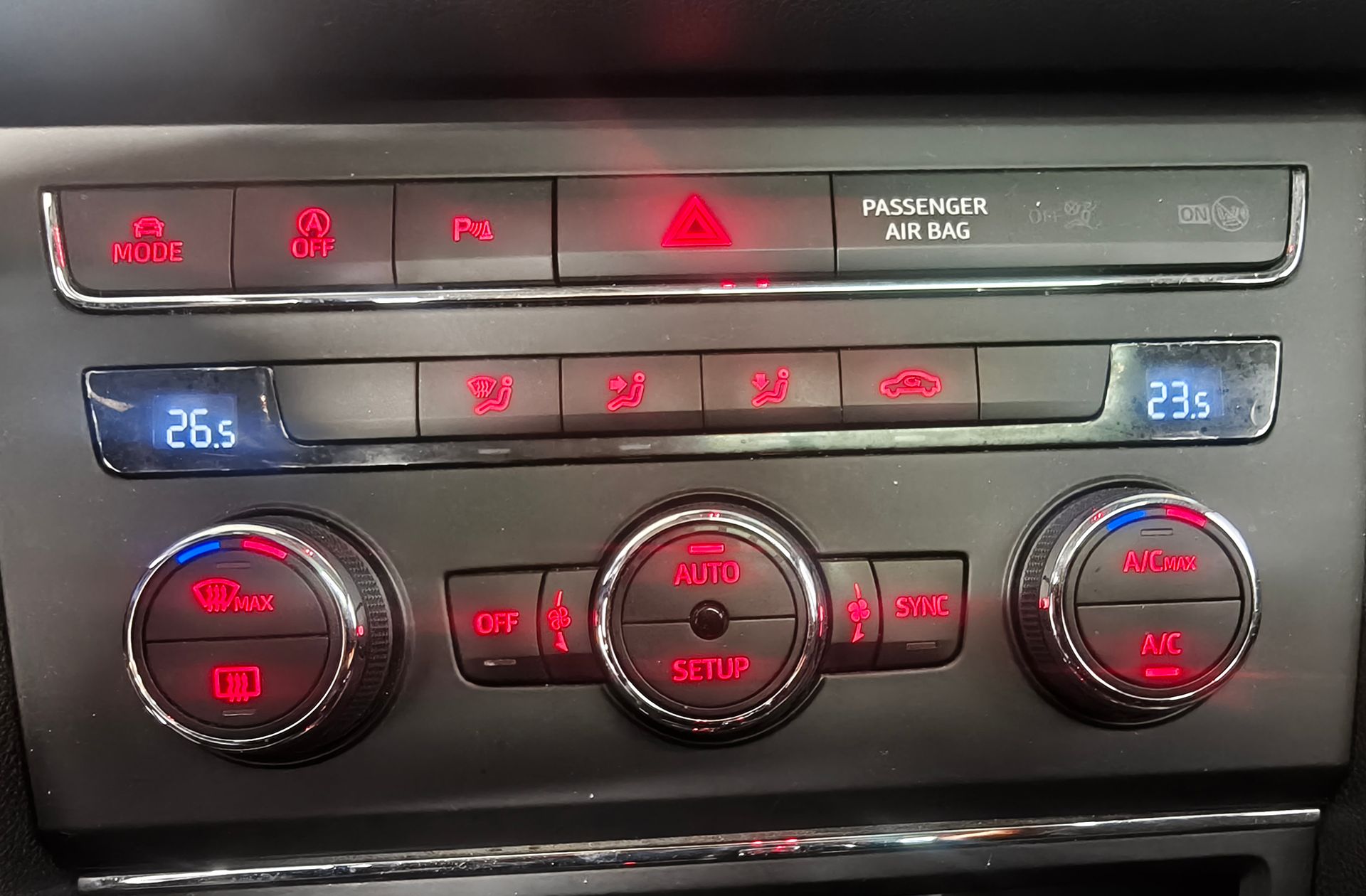 SEAT León ST ST 2.0 TDI FR DSG - foto 30
