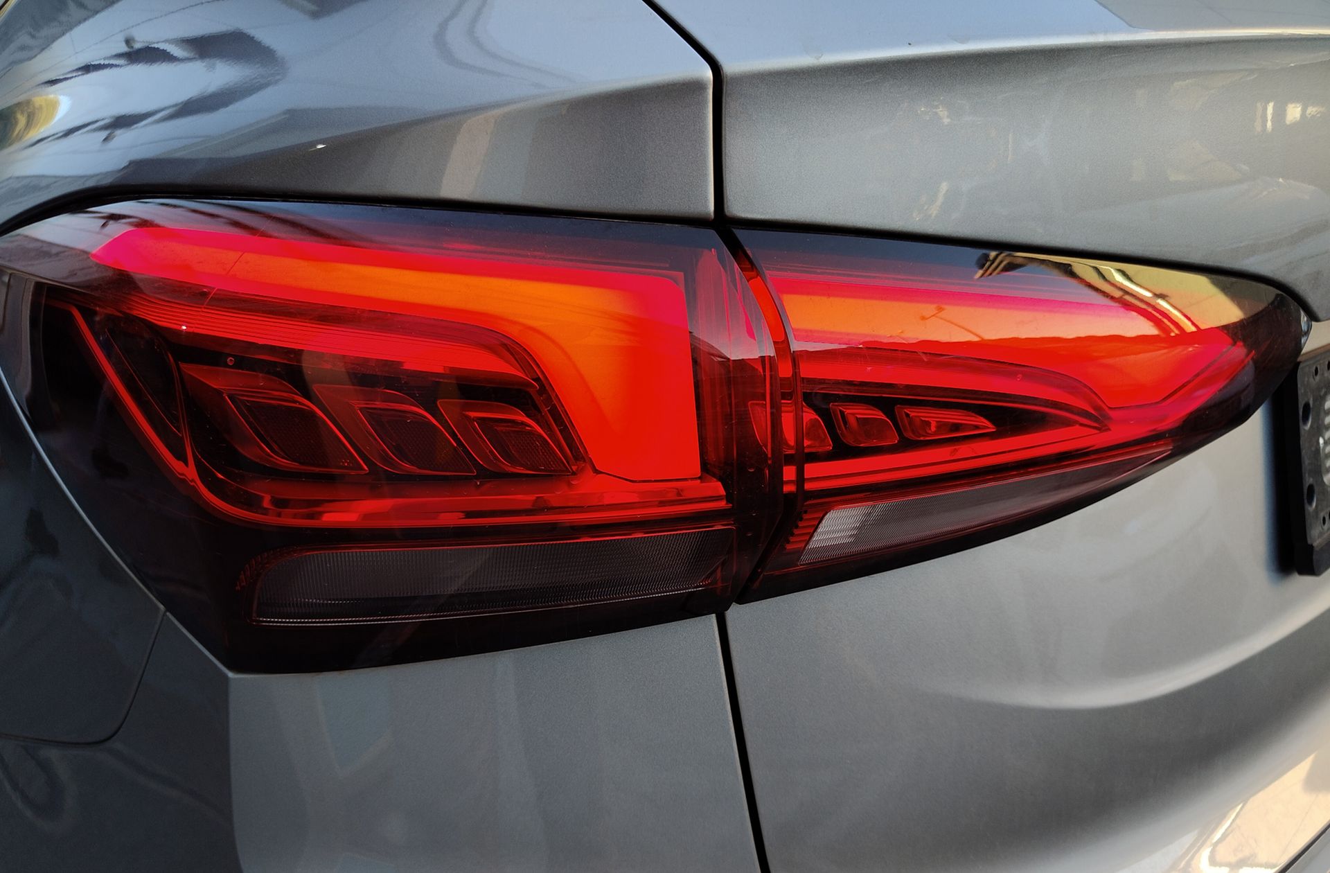 MG ZS 1.5 Hybrid+ Luxury - foto 17