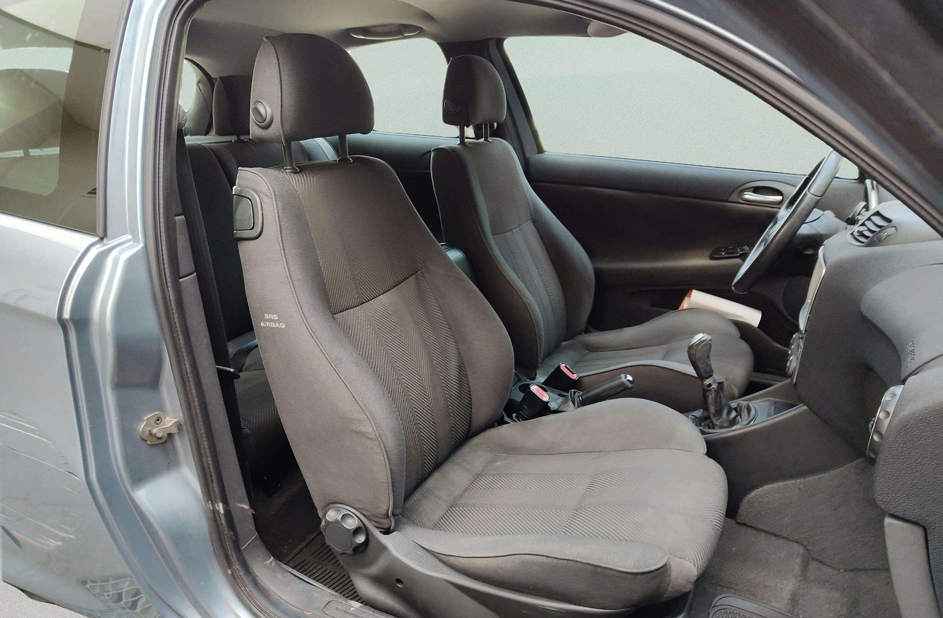 Alfa Romeo 147 1.6 TS Progression - foto 13