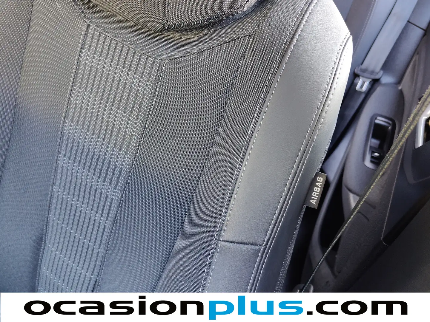 Foto Peugeot 308 Peugeot 308 PureTech 130 S&S Allure Pack EAT8 (130 CV)