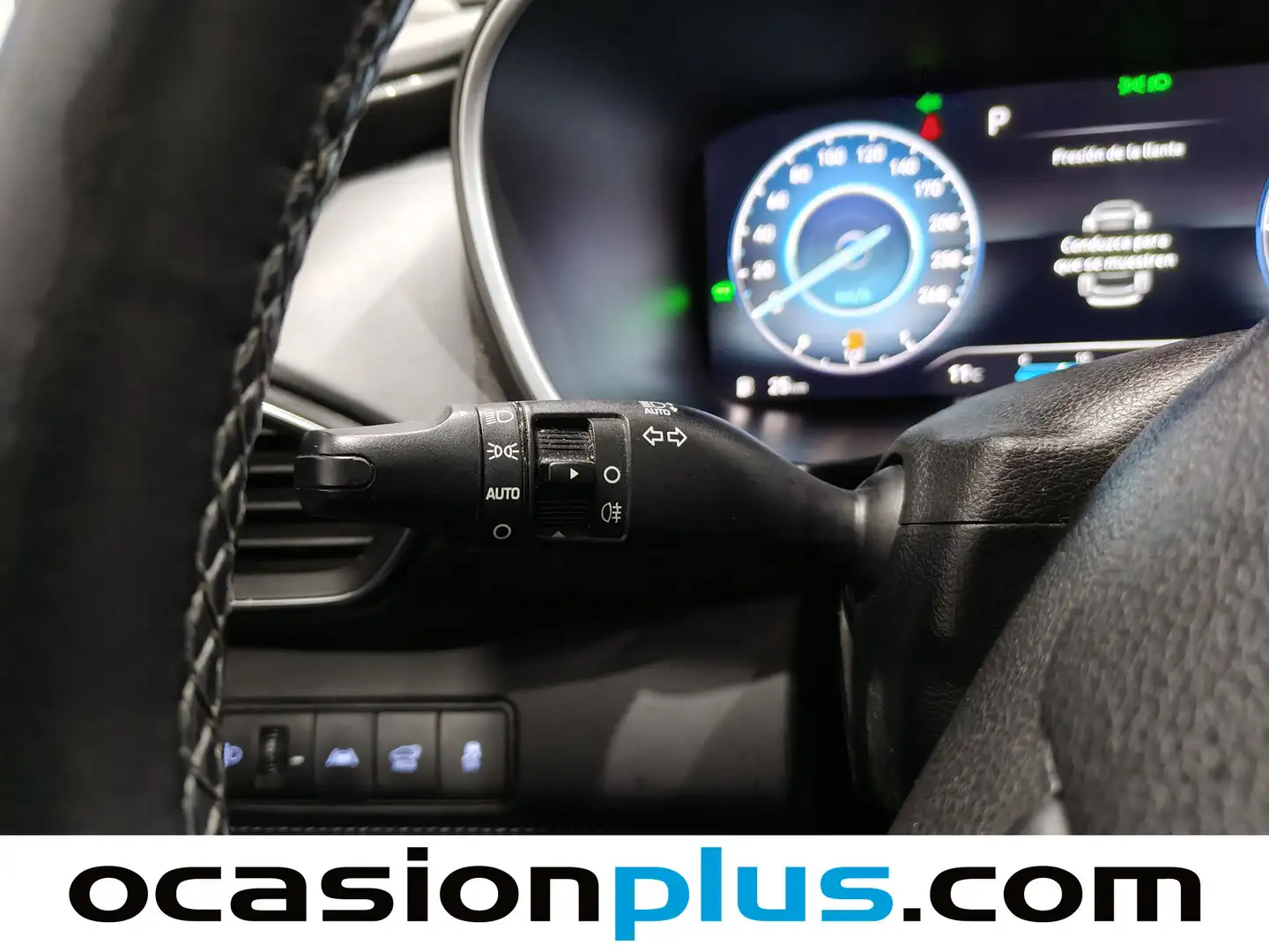 Foto Hyundai Santa Fe HYUNDAI Santa Fe 1.6 TGDi HEV Tecno Auto 4x2 7 Plazas