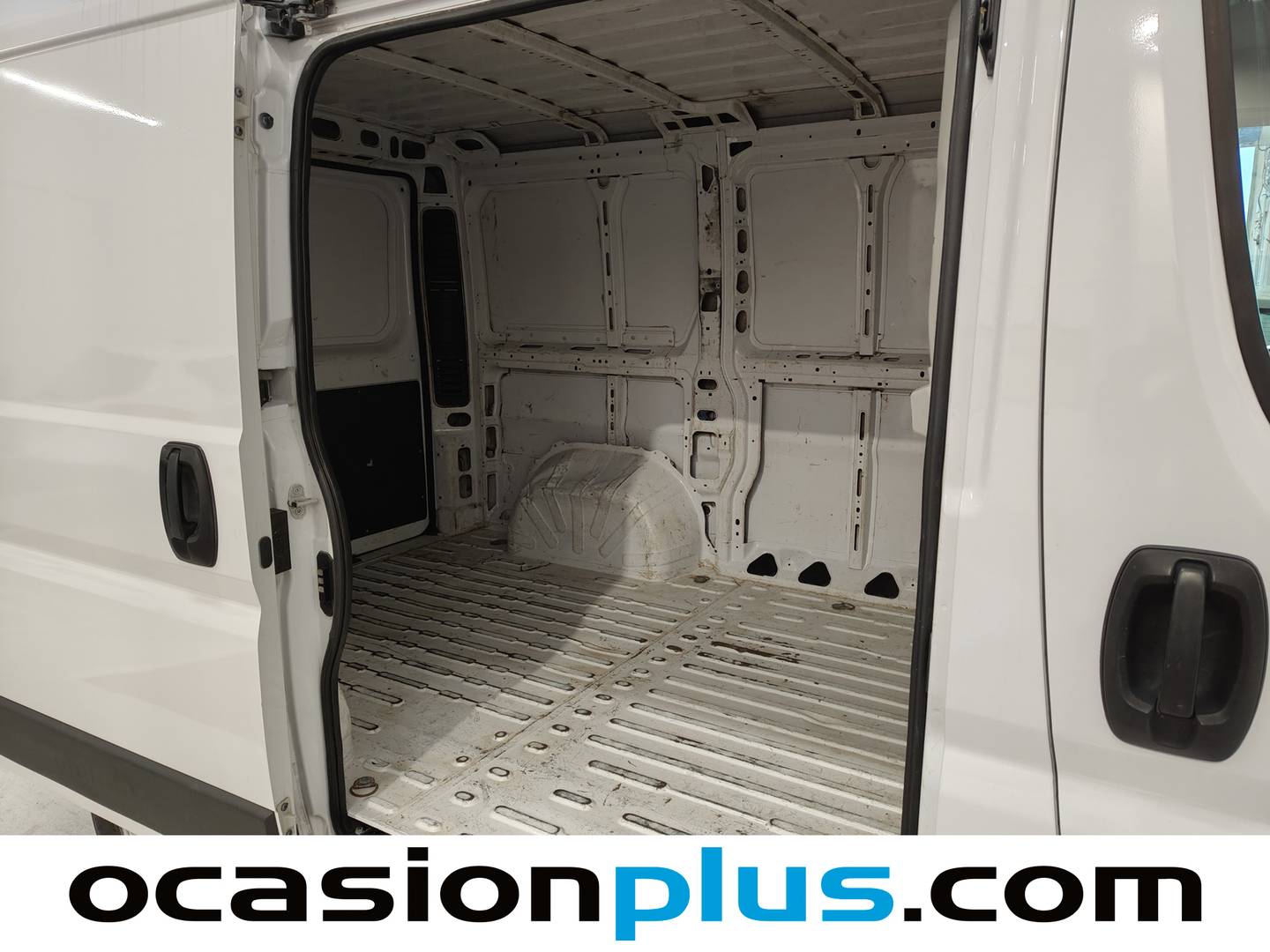 Foto Fiat Ducato Fiat Ducato Furgon 33 2.3 Multijet Batalla Corta (120 CV)