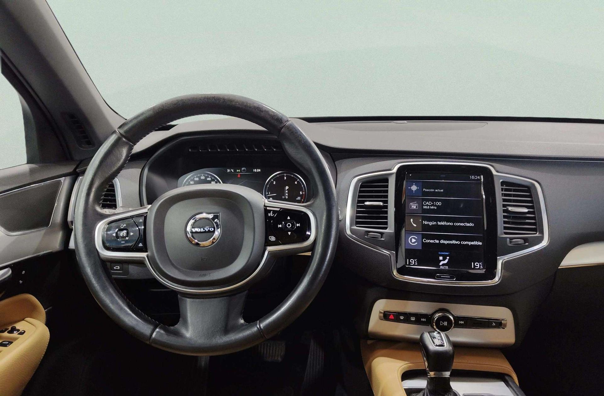 Volvo XC90 D5 Momentum AWD 7 plazas - foto 28