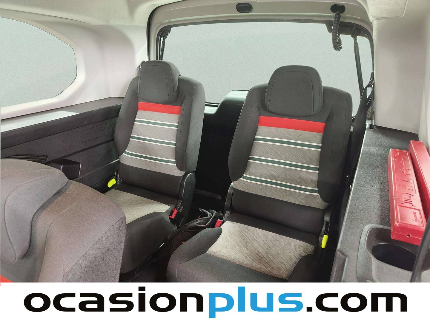 Foto asientos delanteros Citroën Berlingo Citroën Berlingo BlueHDi 130 S&S Talla XL Shine  (130 CV) 7 Plazas