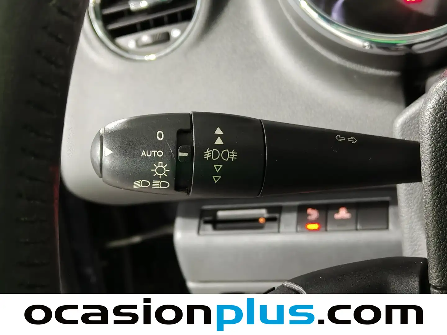 Foto Peugeot 3008 Peugeot 3008 1.6 VTI Sport Pack (120 CV)