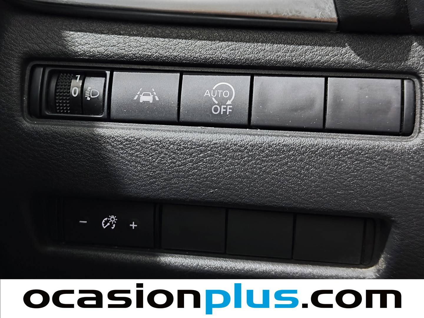 Accesorios del Nissan QASHQAI Nissan Qashqai DIG-T 140 mHEV N-Connecta 4x2 (140 CV)