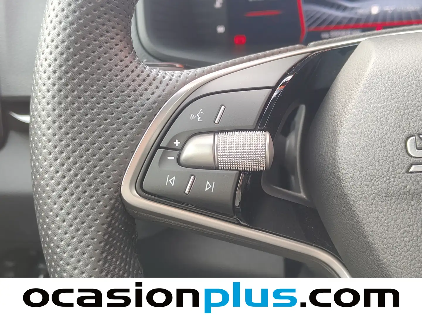 Foto Skoda Karoq Skoda Karoq 1.5 TSI ACT Sportline (150 CV)