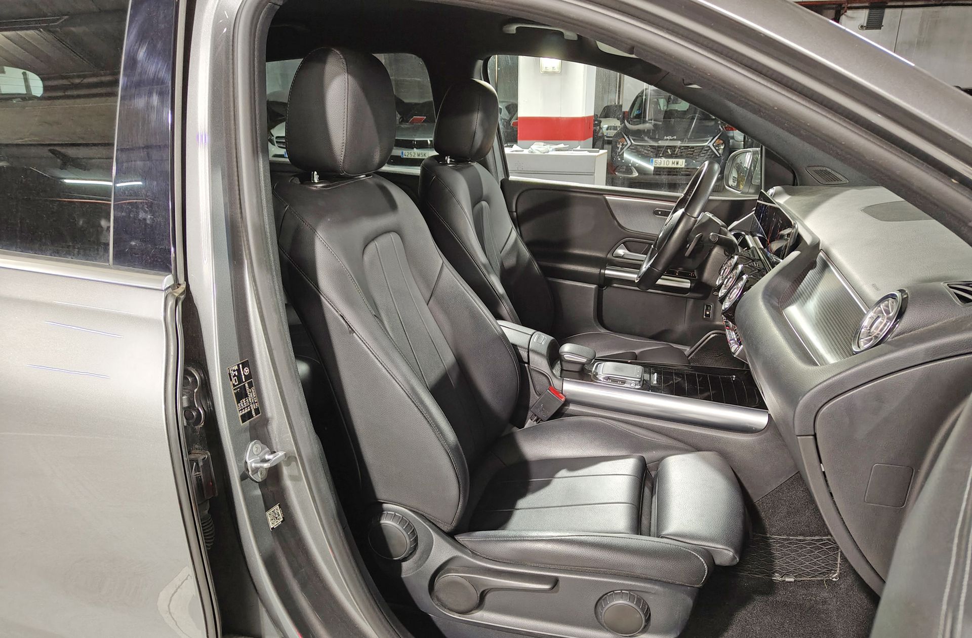 Mercedes-Benz Clase B B 180 - foto 18