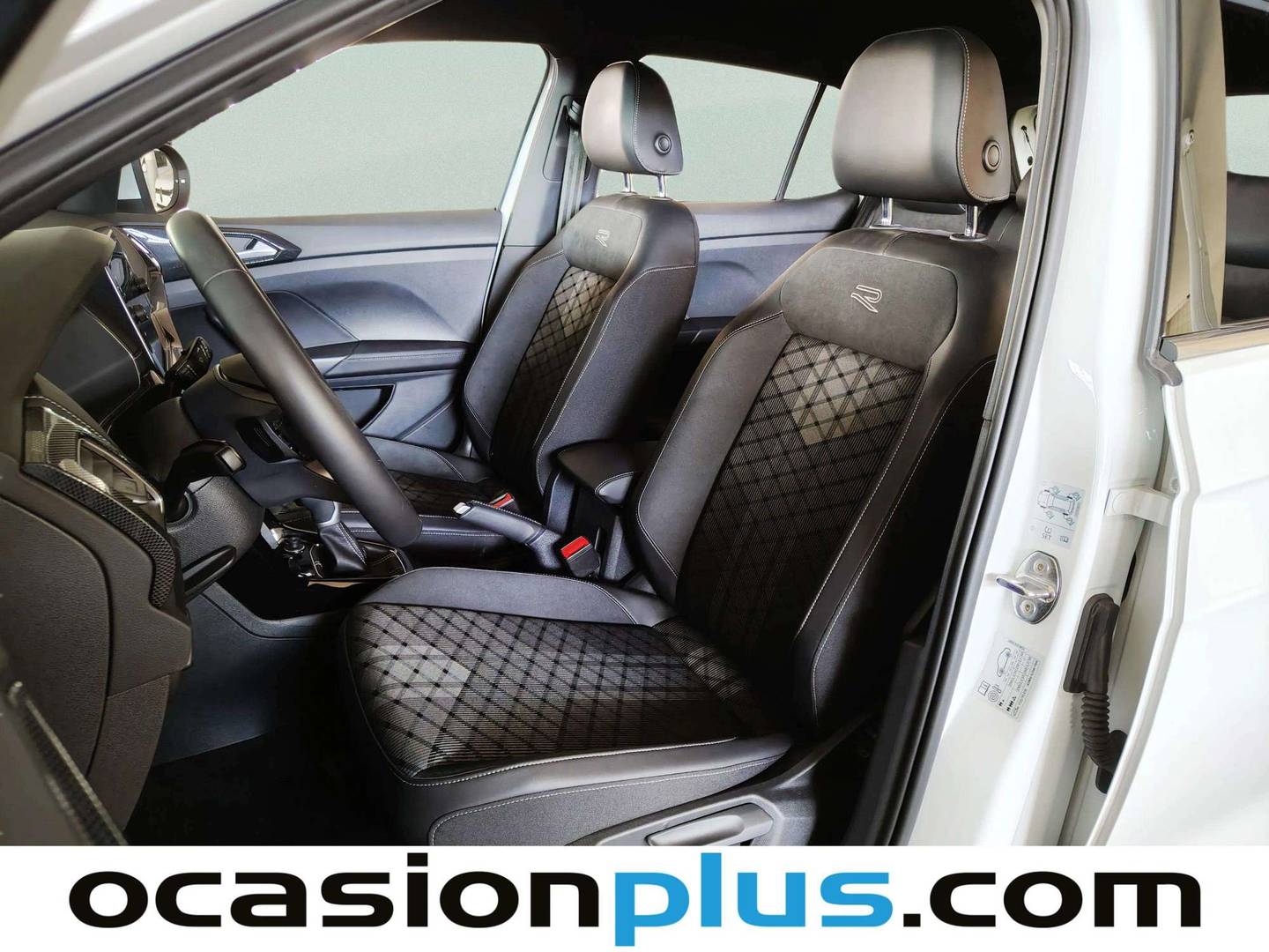 Foto Volkswagen T-Cross Volkswagen T-Cross R-Line 1.0 TSI (116 CV) DSG