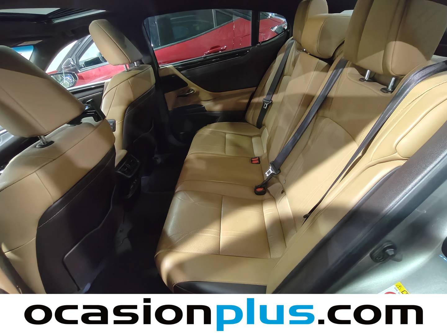 Foto asientos traseros Lexus ES Lexus ES 300h Luxury (218 CV)