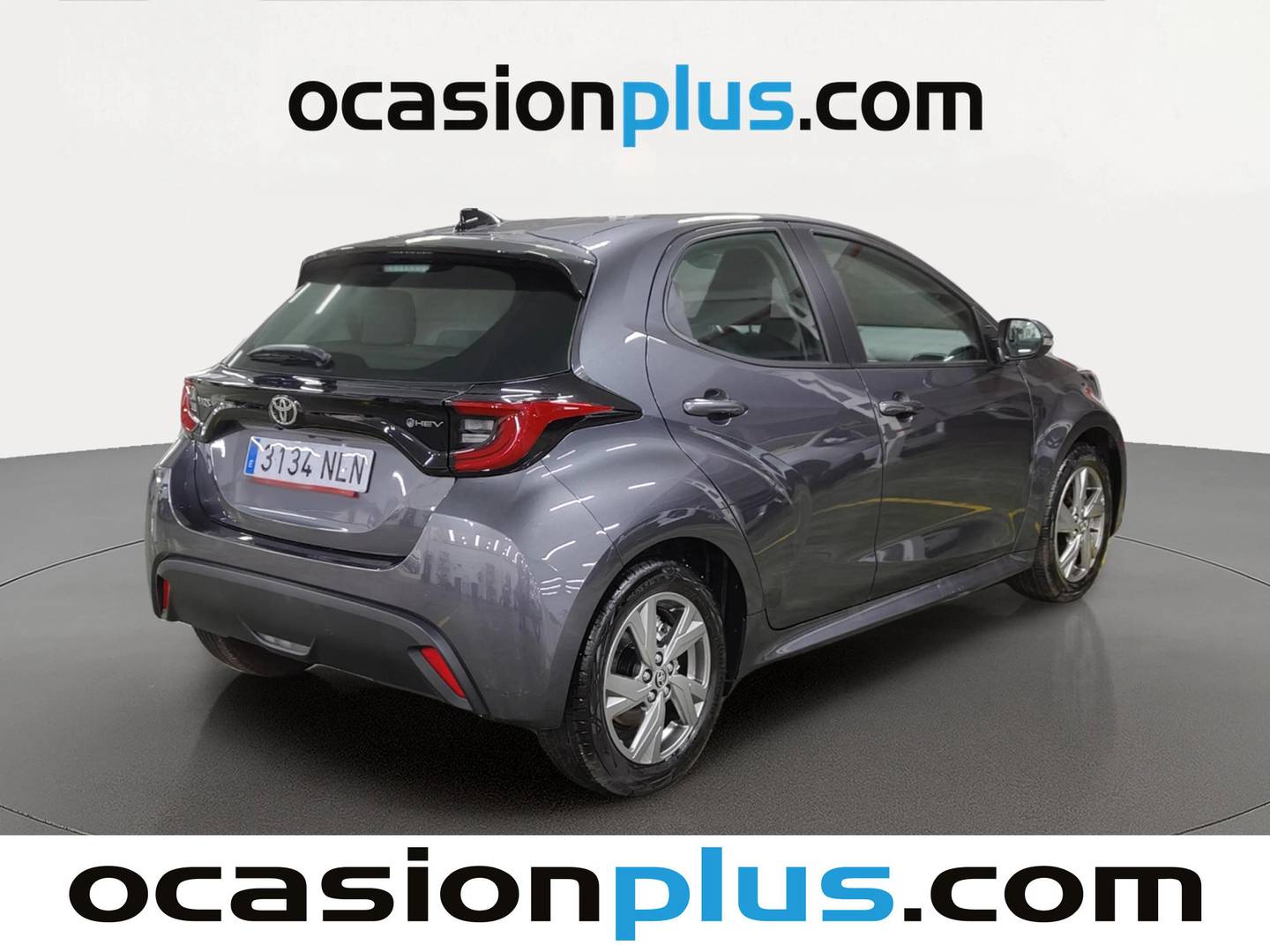 Foto trasera Toyota Yaris Toyota Yaris 120H Active Plus (116 CV) derecha