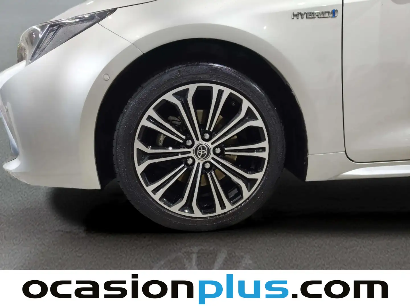 Foto Toyota Corolla Toyota Corolla Touring Sports 180H Style E-CVT (180 CV)