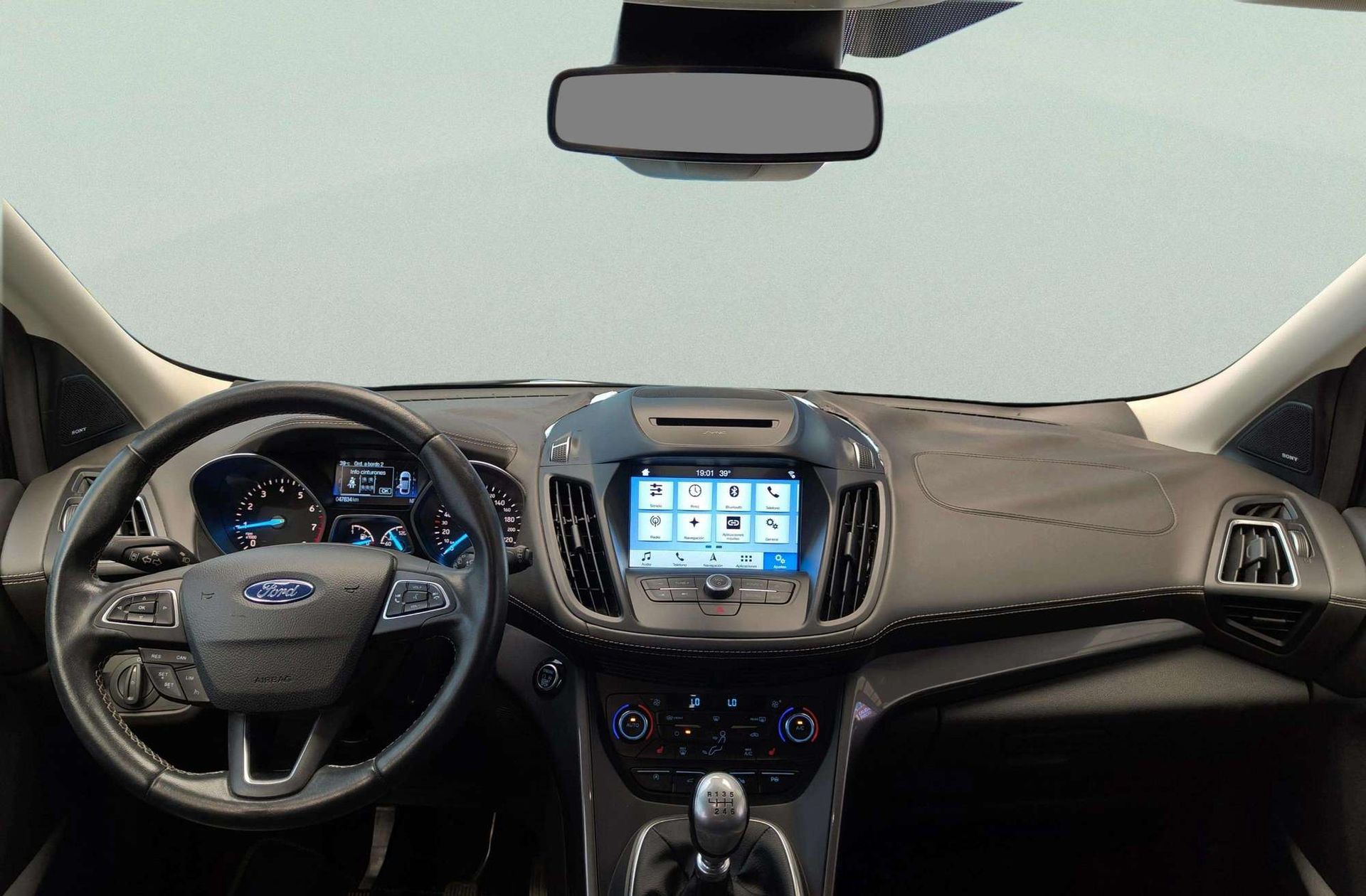 Ford Kuga 1.5 EcoBoost Vignale 4x2 - foto 6