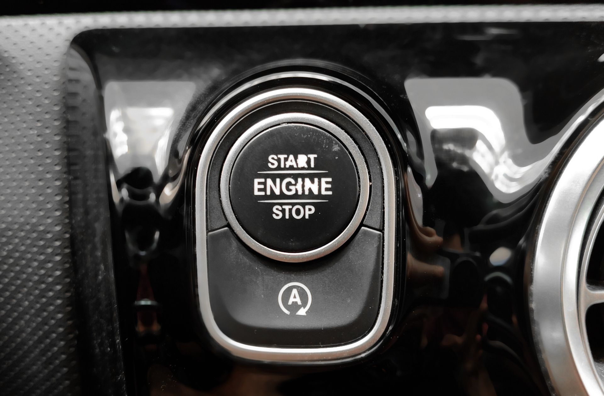 Mercedes-Benz Clase A 180 d Paquete AMG - foto 38
