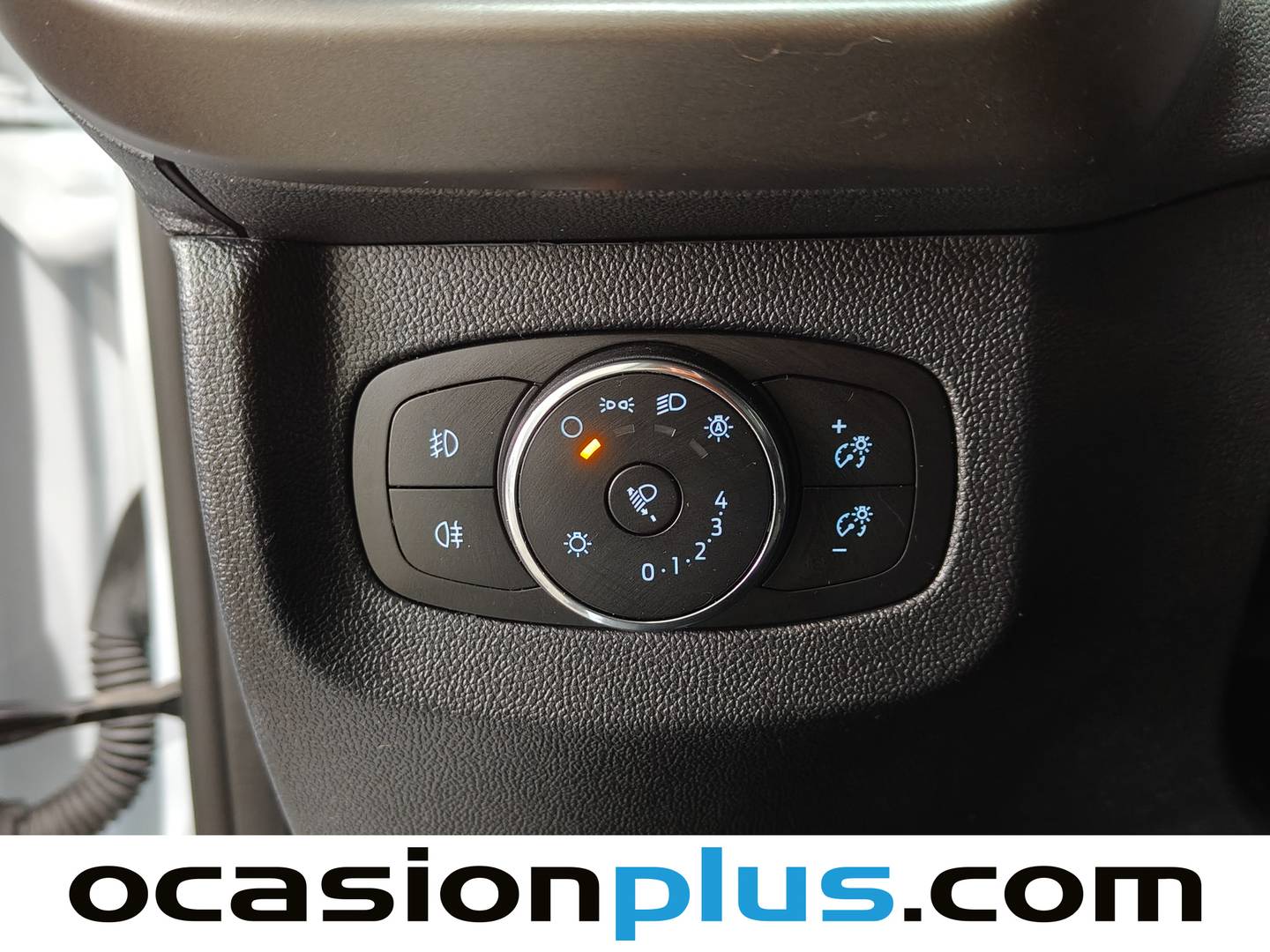 Extras del Ford Tourneo Courier Ford Tourneo Courier 1.0 EcoBoost Titanium (125 CV)