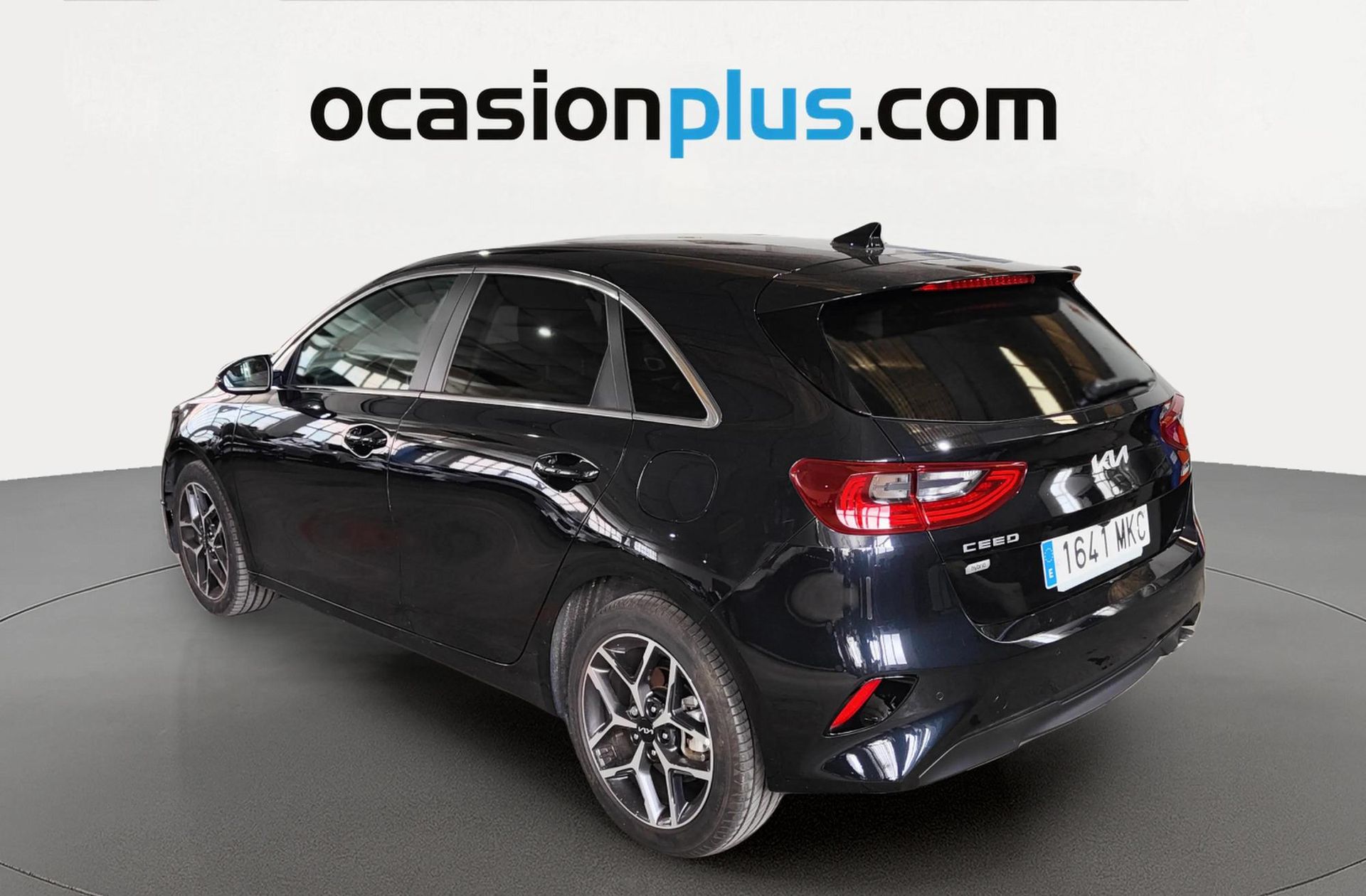 Kia Ceed 1.5 MHEV Tech DCT - foto 3