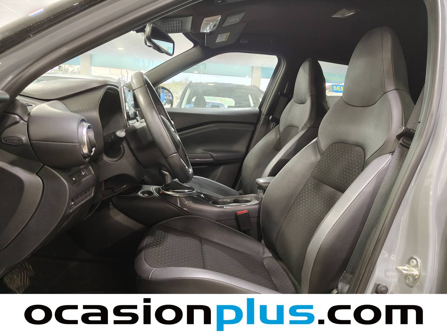 Foto asientos delanteros Nissan JUKE Nissan Juke 1.6 Hybrid N-Connecta Auto (143 CV)