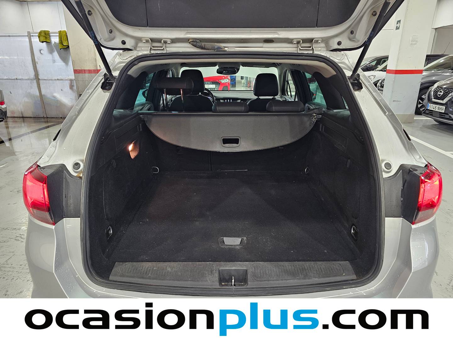 Foto Opel Astra Opel Astra 1.2 Turbo SHR Business Elegance (145 CV)