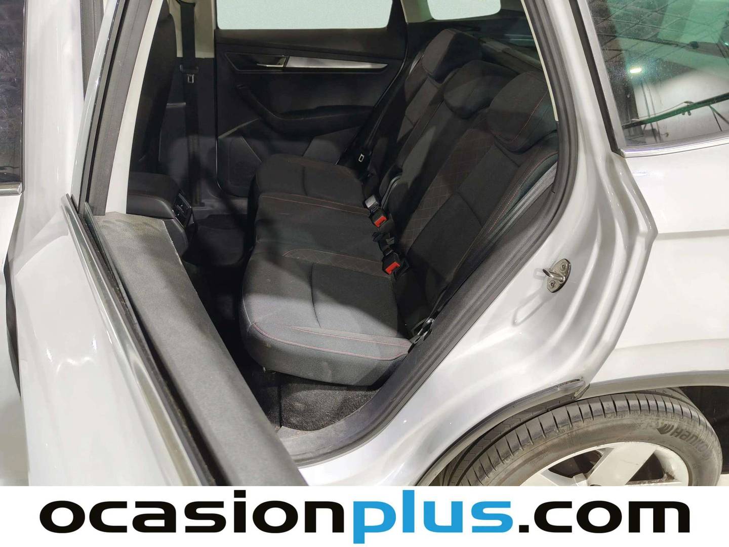 Foto Skoda Karoq Skoda Karoq 1.0 TSI Ambition DSG (115 CV)