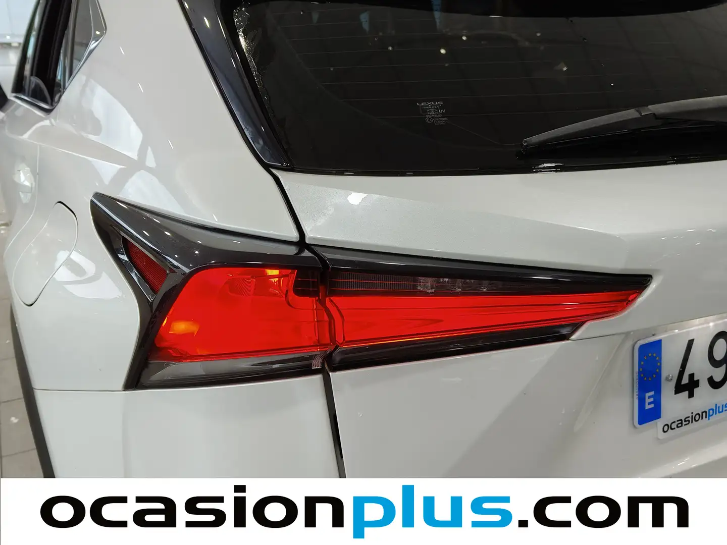 Foto Lexus NX Lexus NX Business Navigation 2WD  (197 CV)