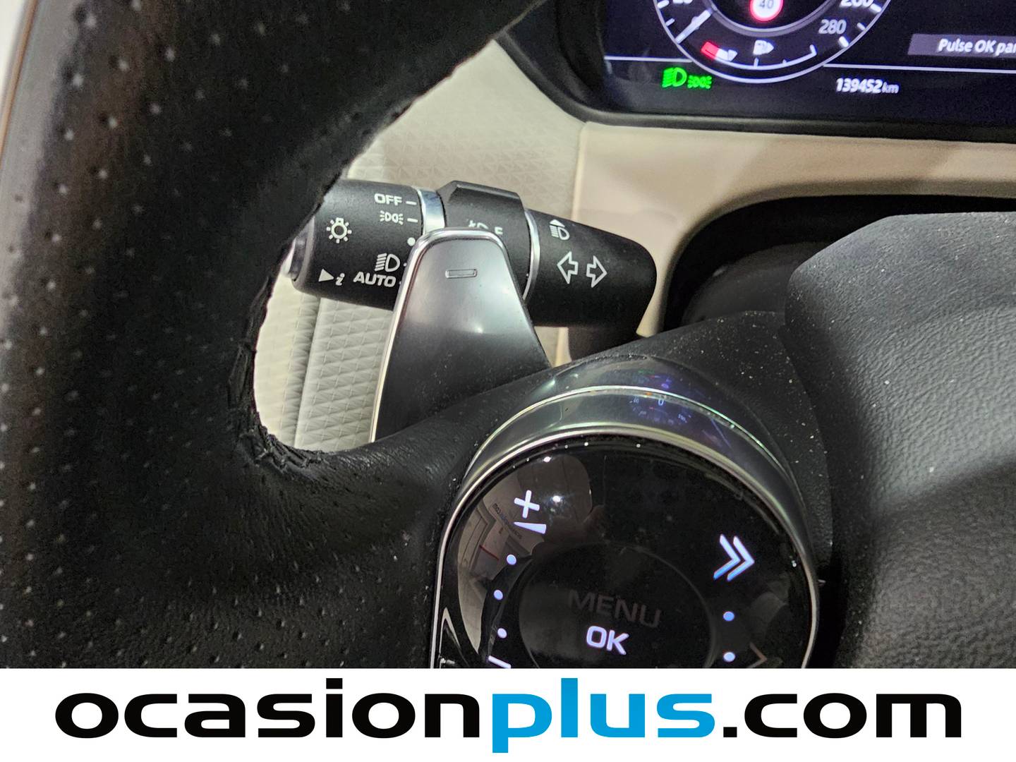 Foto Land Rover Range Rover Velar Land Rover Range Rover Velar D300 R-Dynamic SE 4WD Auto (300 CV)