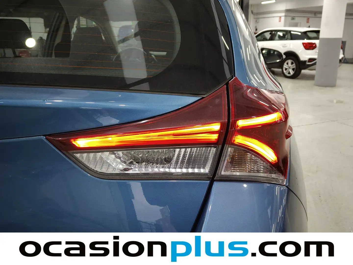 Foto Toyota Auris Toyota Auris 140H Hybrid Active (136 CV)