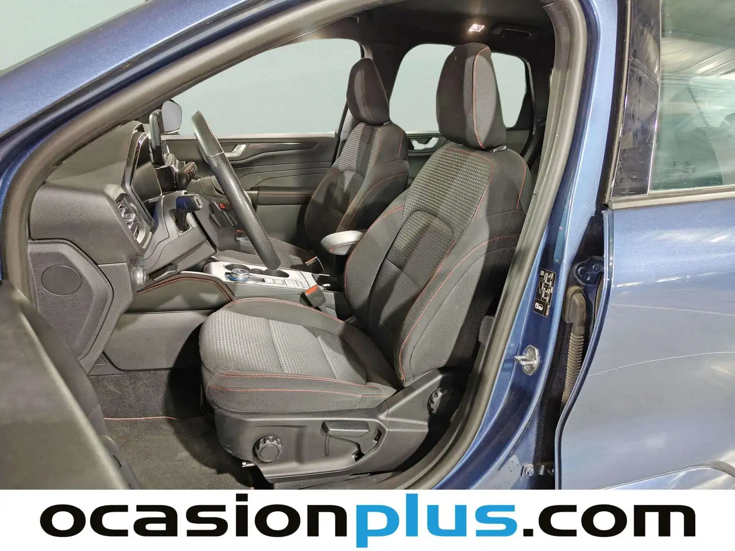 Foto Ford Kuga Ford Kuga 1.5 EcoBlue ST-Line Auto (120 CV)