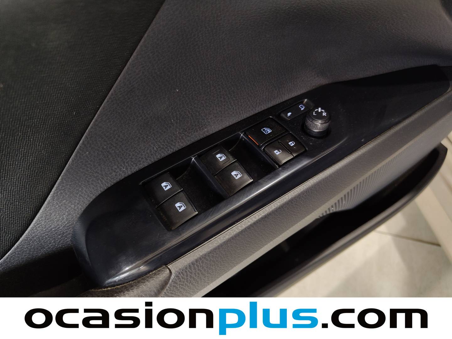 Toyota Camry Toyota Camry 2.5 220H Business (218 CV) de ocasión