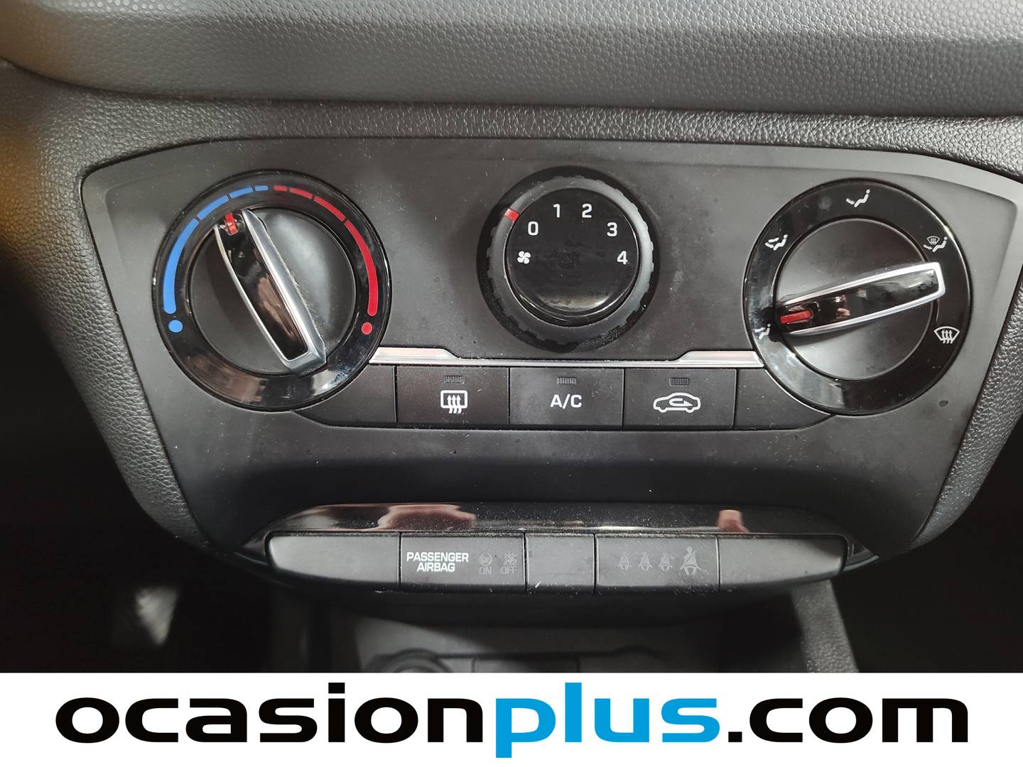 Foto Hyundai i20 Hyundai i20 1.2 MPI Klass (84 CV)