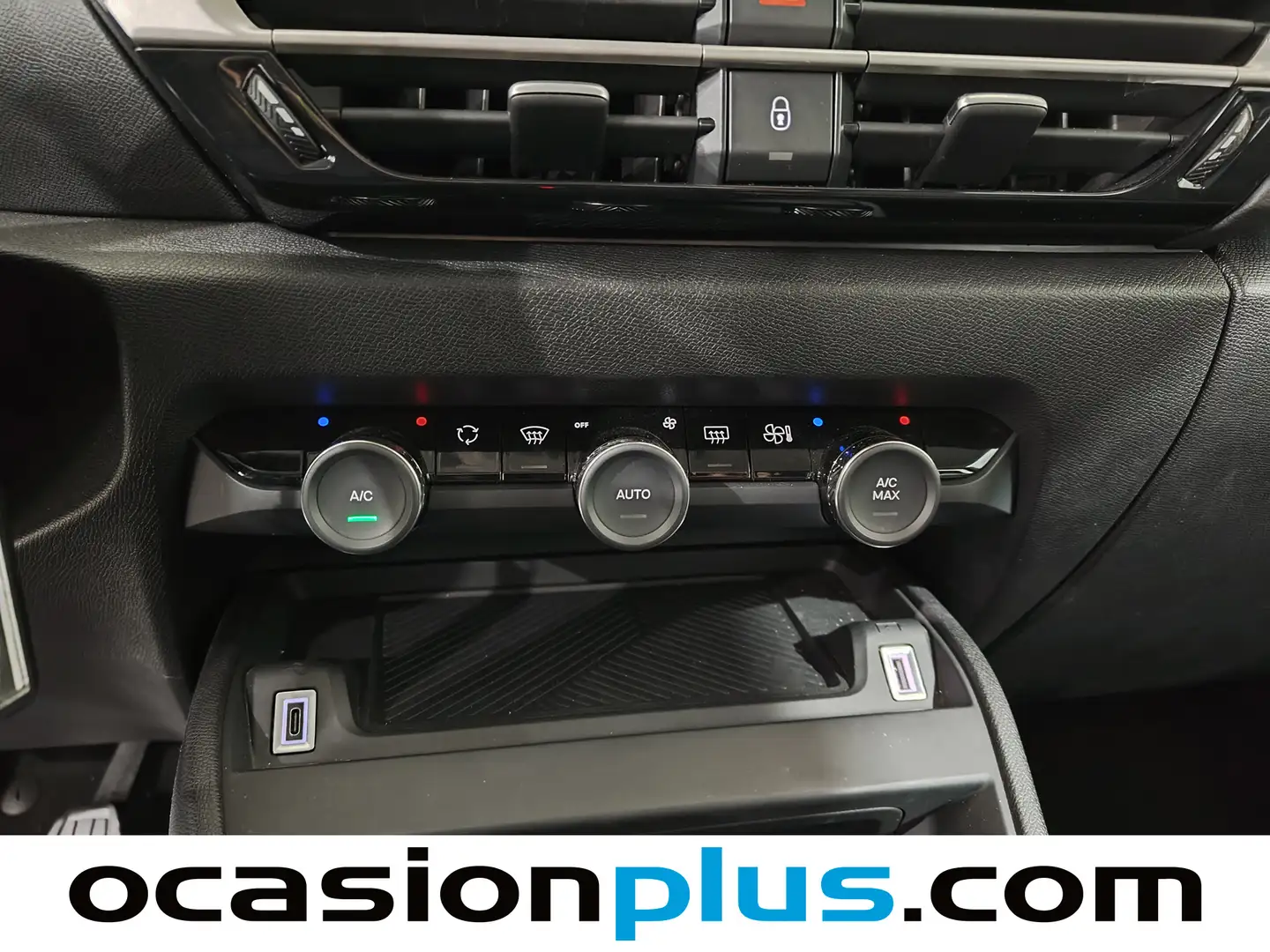 Foto Citroën C4 Citroen C4 PureTech 130 S&S 6v Feel Pack (130 CV)