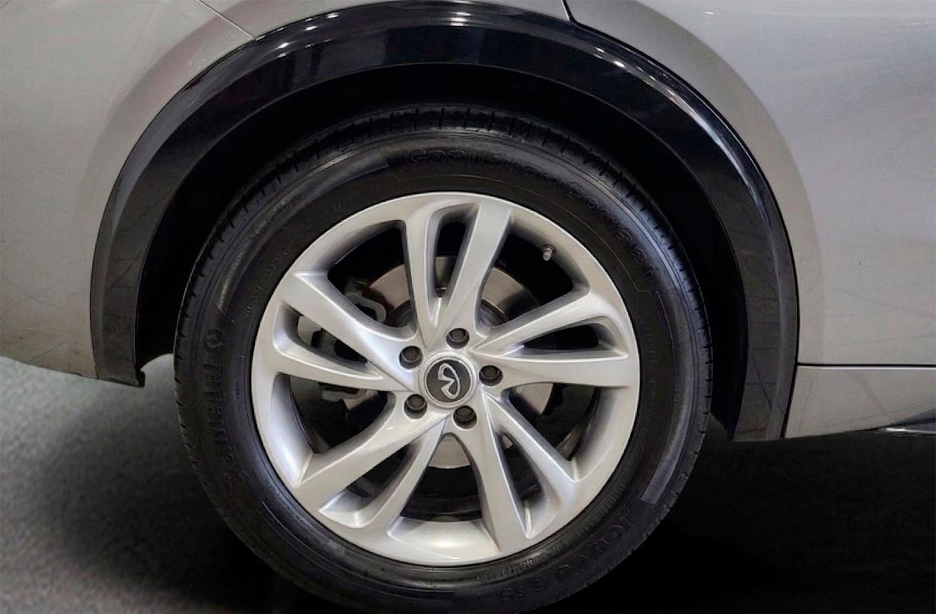 Infiniti Q30 1.6 TC Premium 7DCT - foto 31