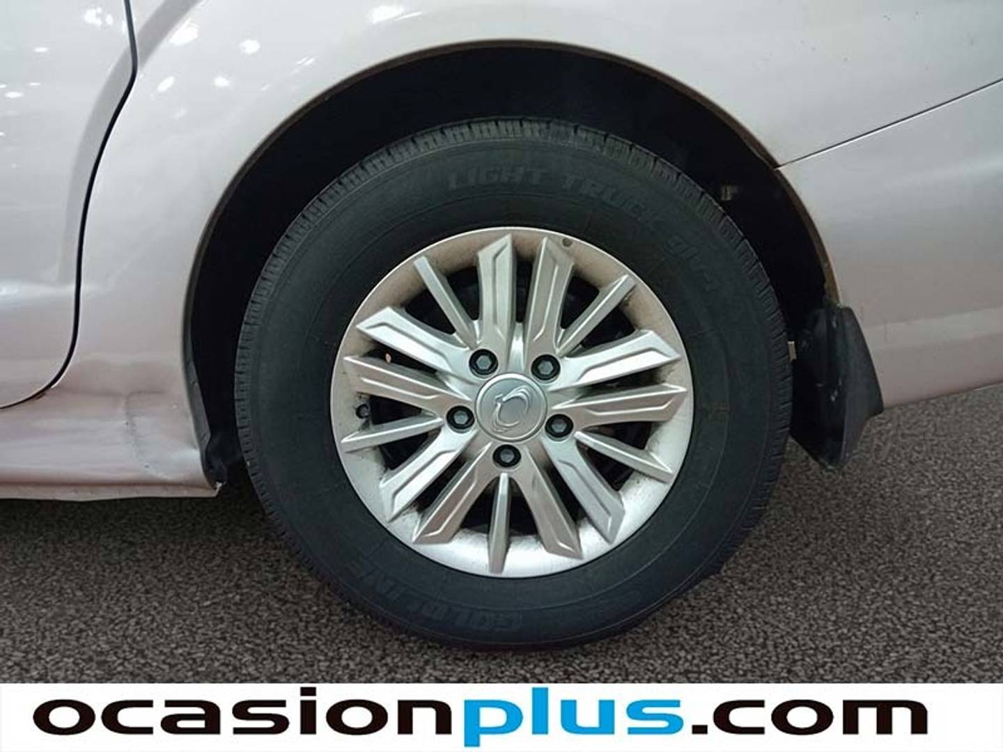Foto SsangYong Rodius Ssangyong Rodius D22T Premium Auto 7 Plazas (178 CV)