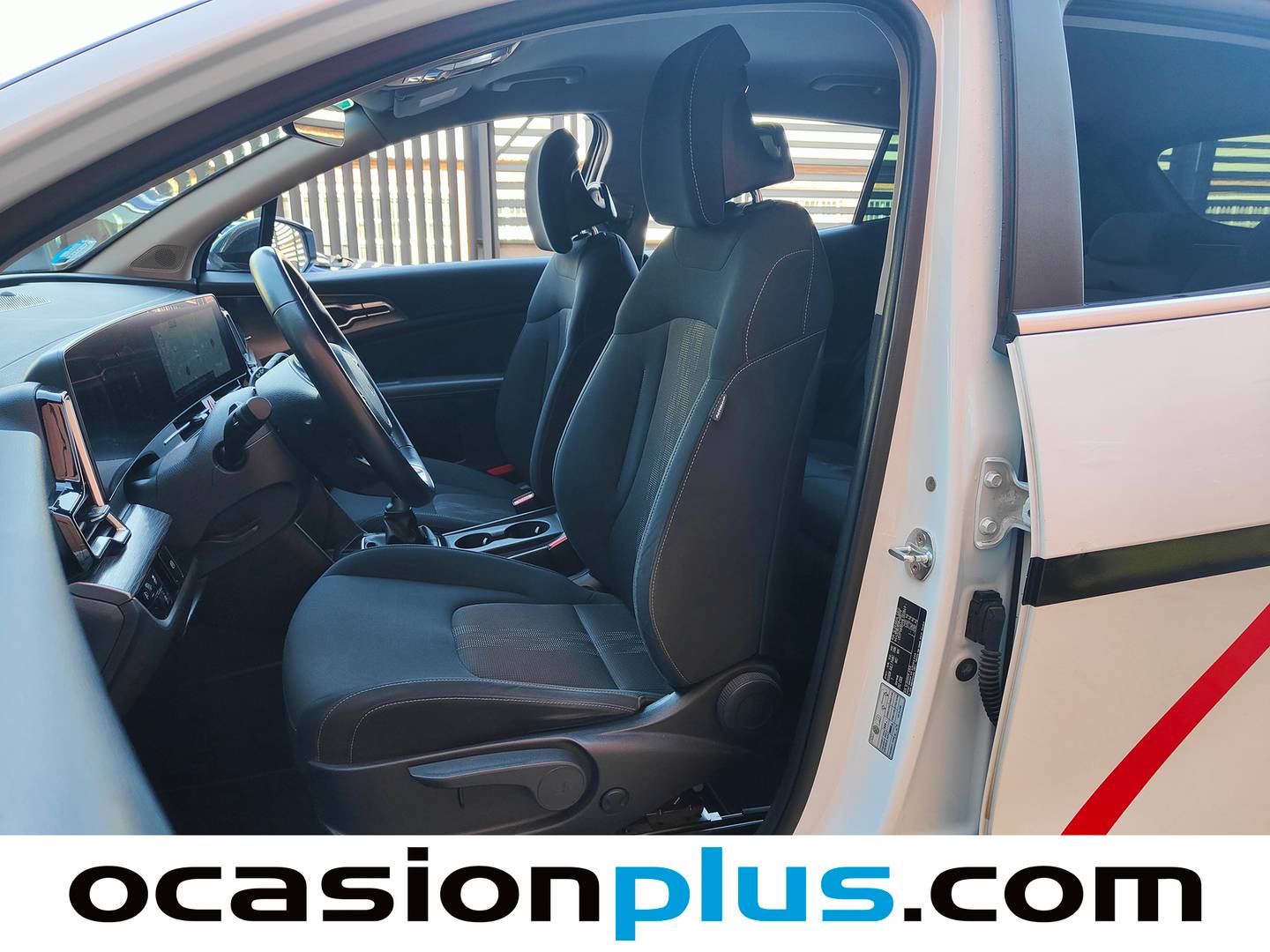 Foto asientos delanteros KIA Sportage KIA Sportage 1.6 T-GDi MHEV Drive 4x2 (150 CV)