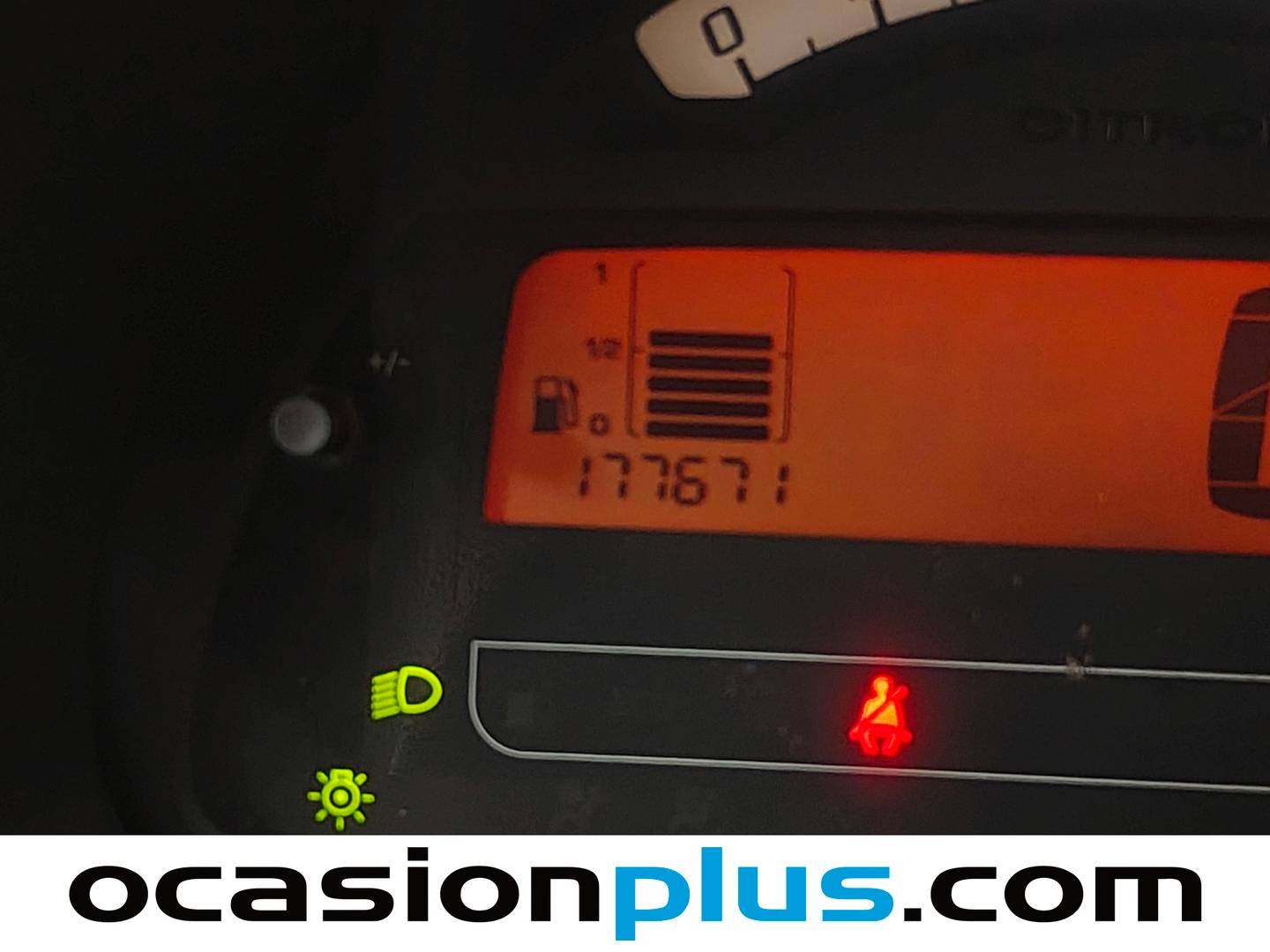 Citroën C2 Citroën C2 1.4 HDI VTR Sensodrive (70 CV) seminuevo