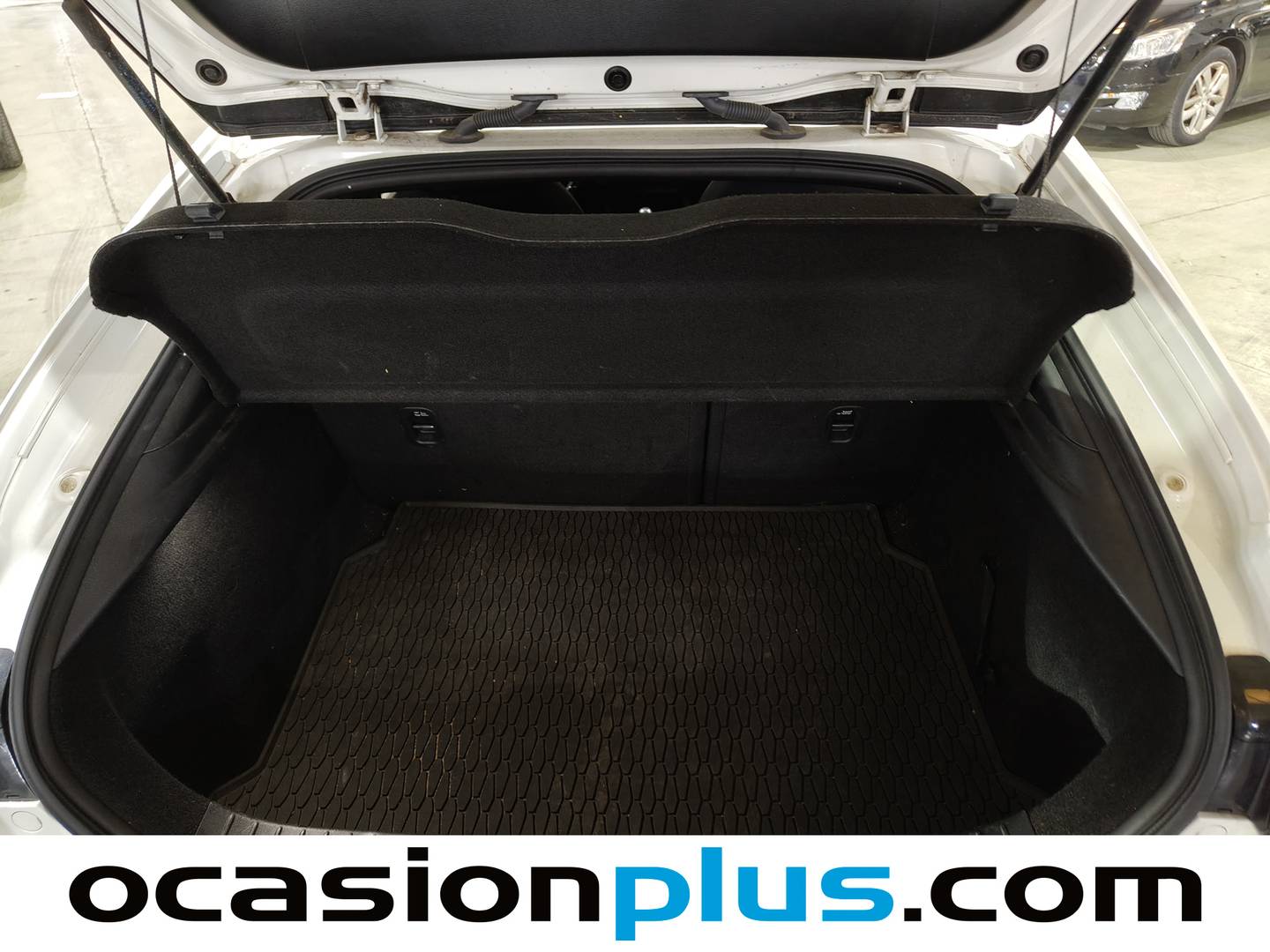 Foto Mazda Mazda3 Mazda Mazda 3 2.0 SKYACTIV-G Zenith (122 CV)