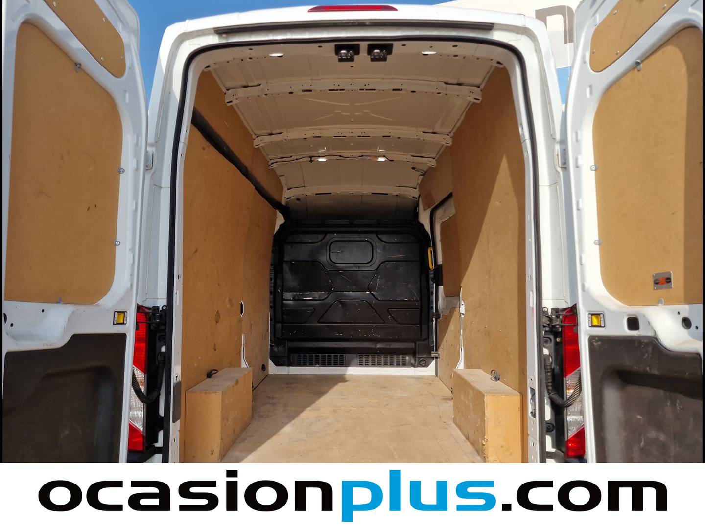Foto Ford Transit Ford Transit Furgon 350 L3H2 Trend (130 CV)