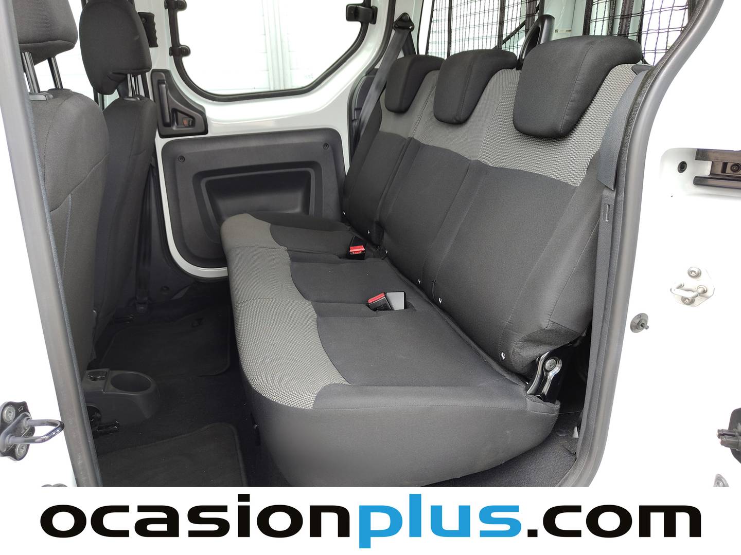 Foto asientos traseros Dacia Dokker Dacia Dokker Essential Blue dCi (95 CV)