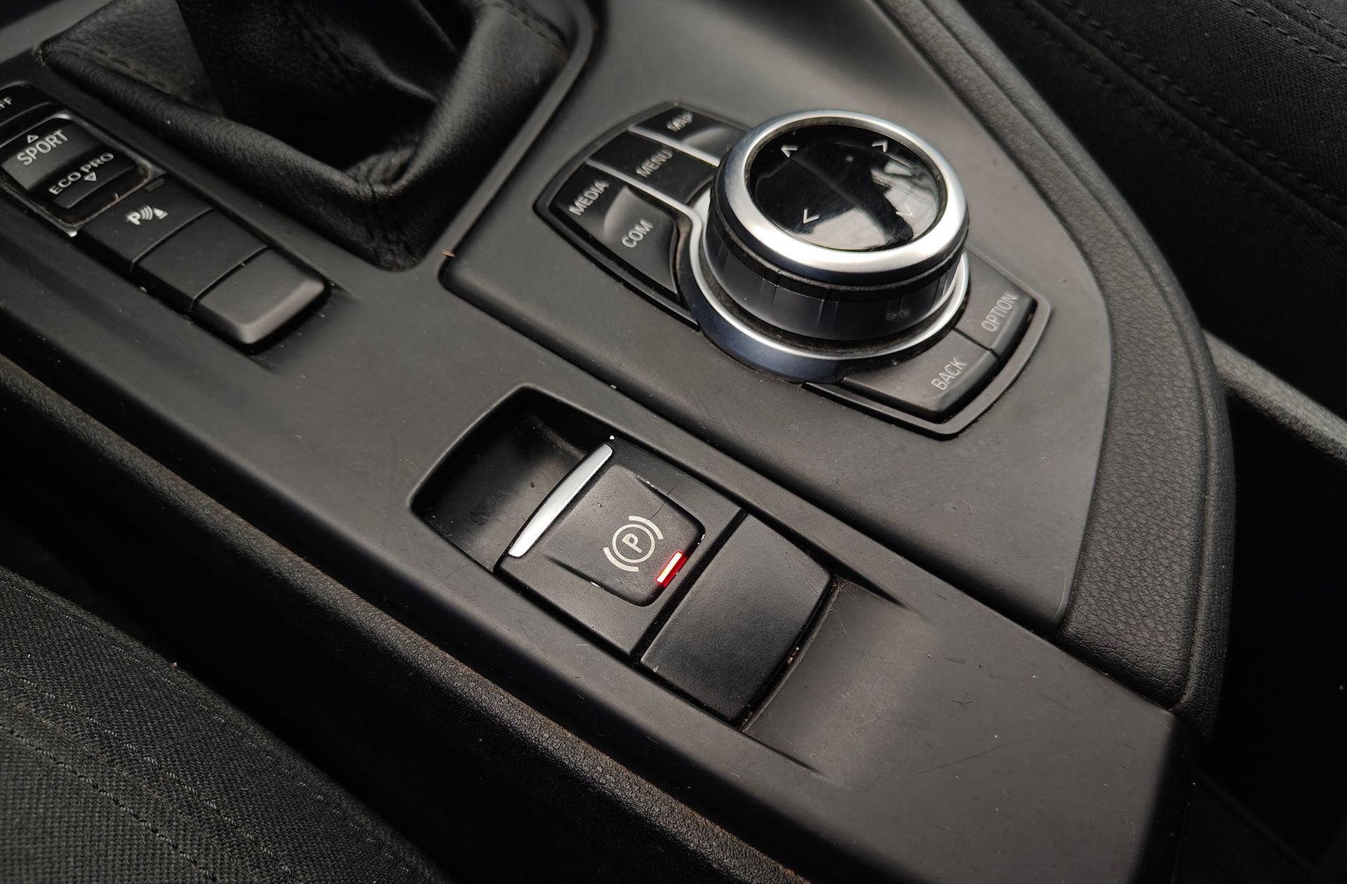 BMW X1 sDrive18d Business - foto 38