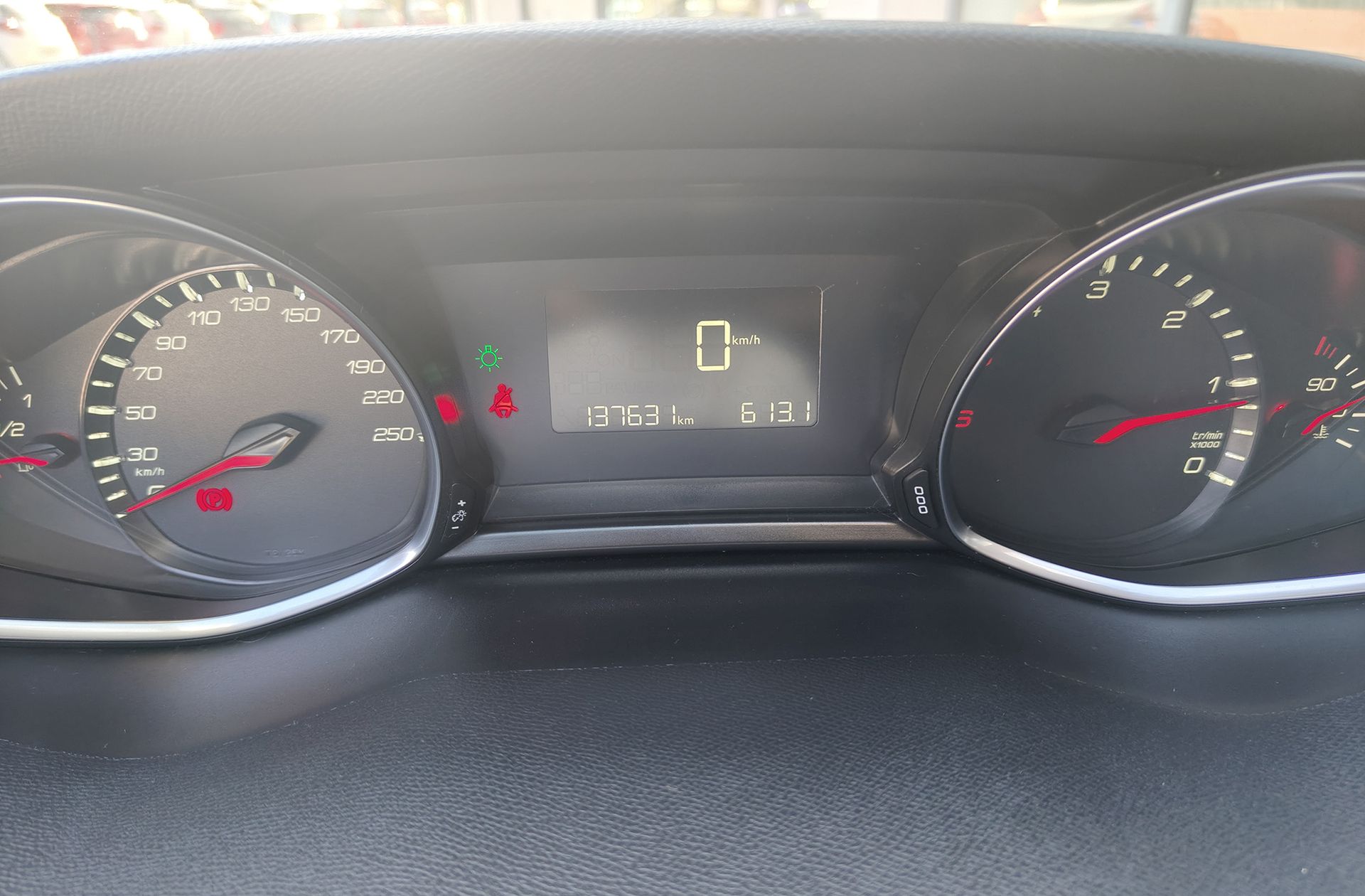 Peugeot 308 1.6 BlueHDi Business Line - foto 19