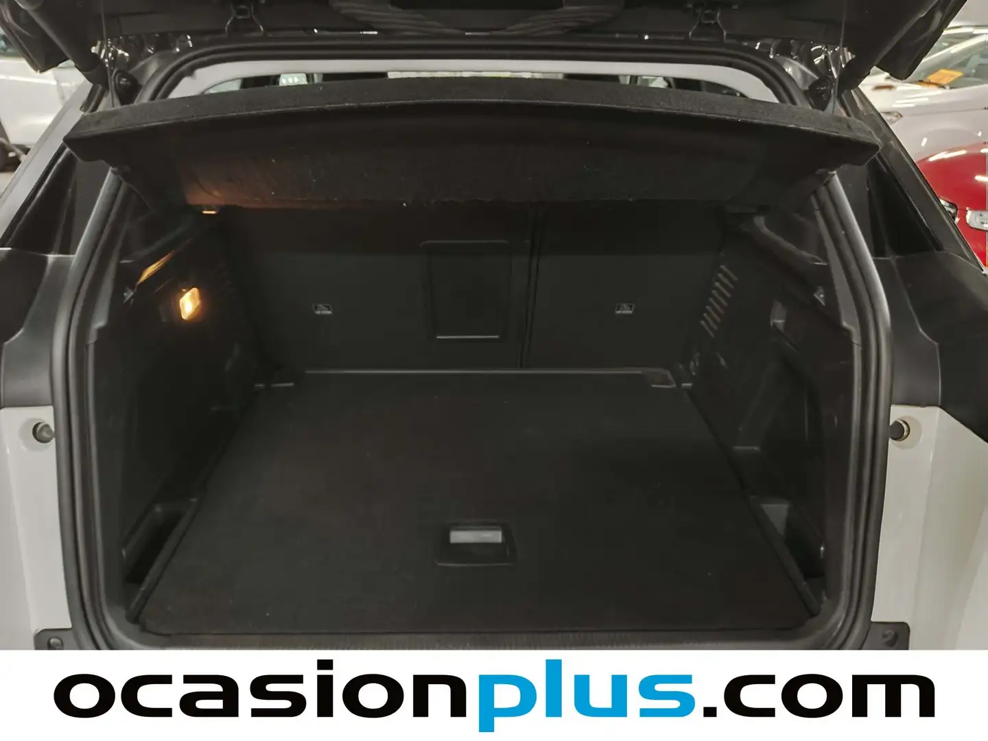 Foto Peugeot 3008 Peugeot 3008 BlueHDi 130 S&S Allure Pack (130 CV)